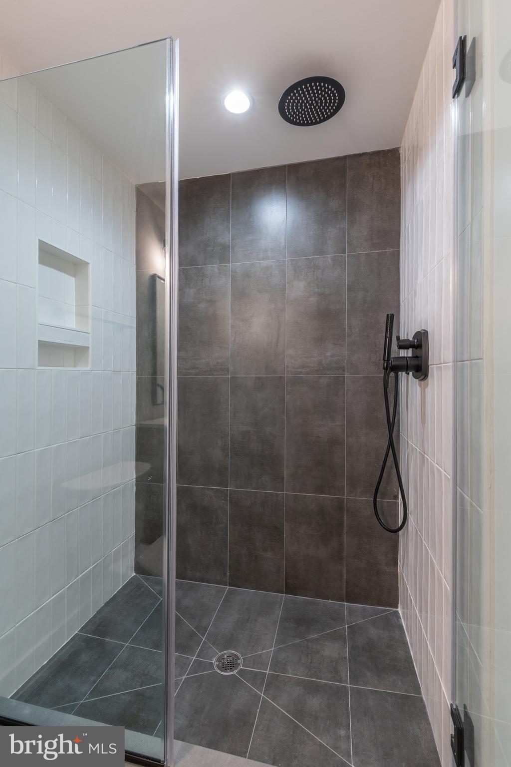 GRADUATE HOSPITAL - Residential