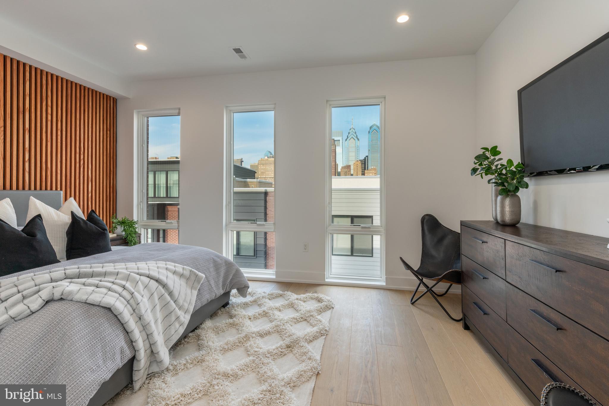 GRADUATE HOSPITAL - Residential