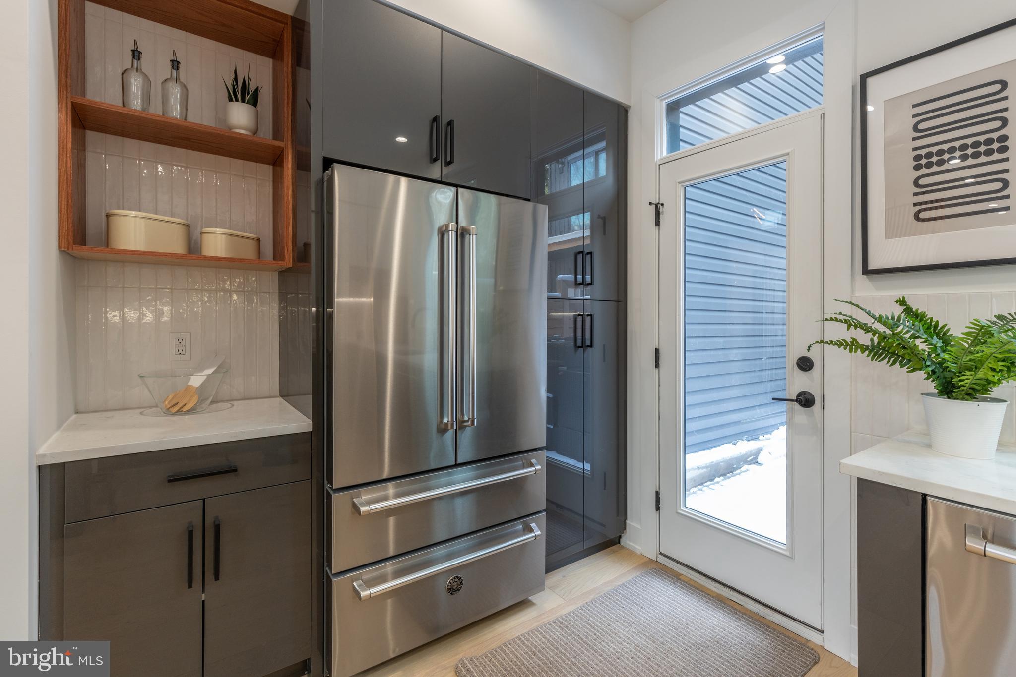 GRADUATE HOSPITAL - Residential