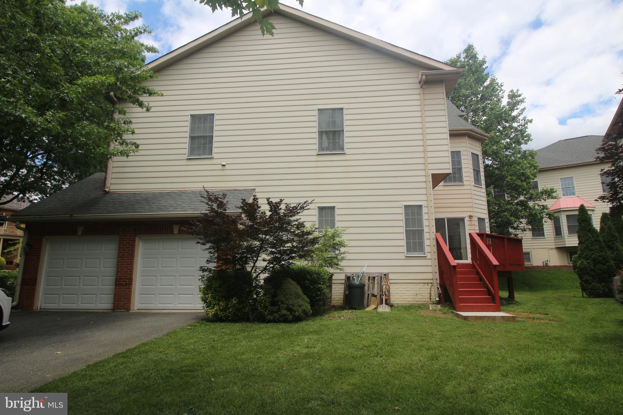 ROCKSHIRE - Residential