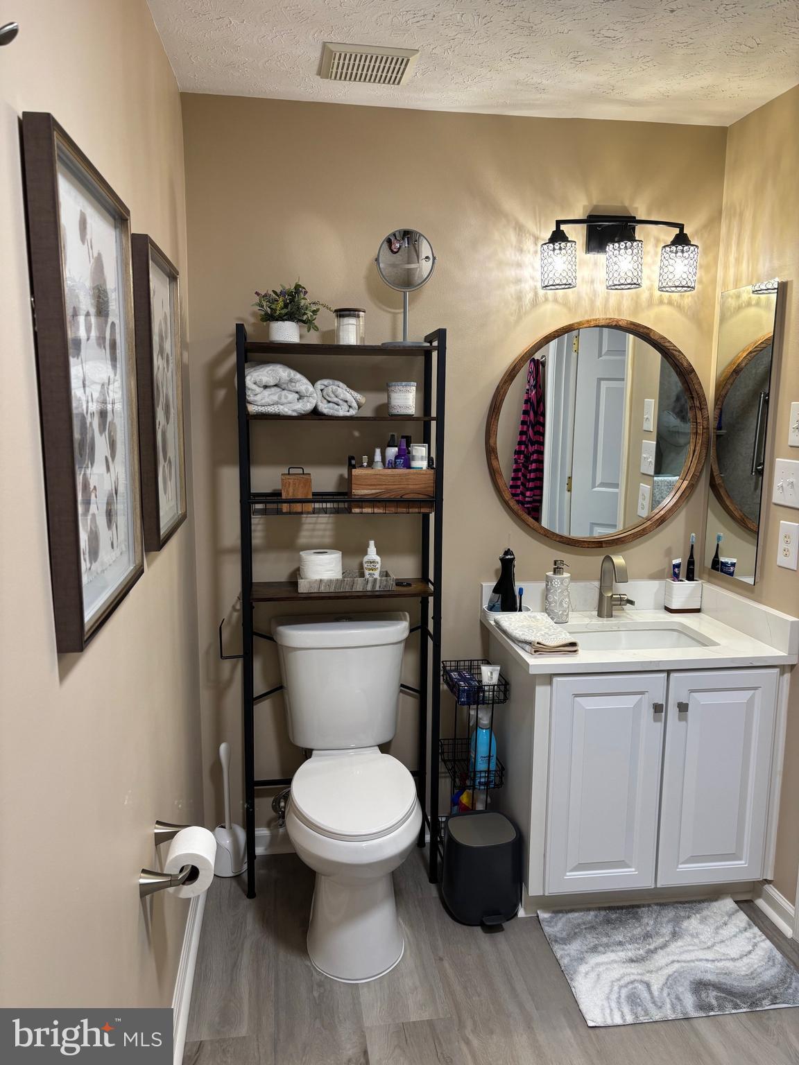 19 BROOK FARM COURT K 19K