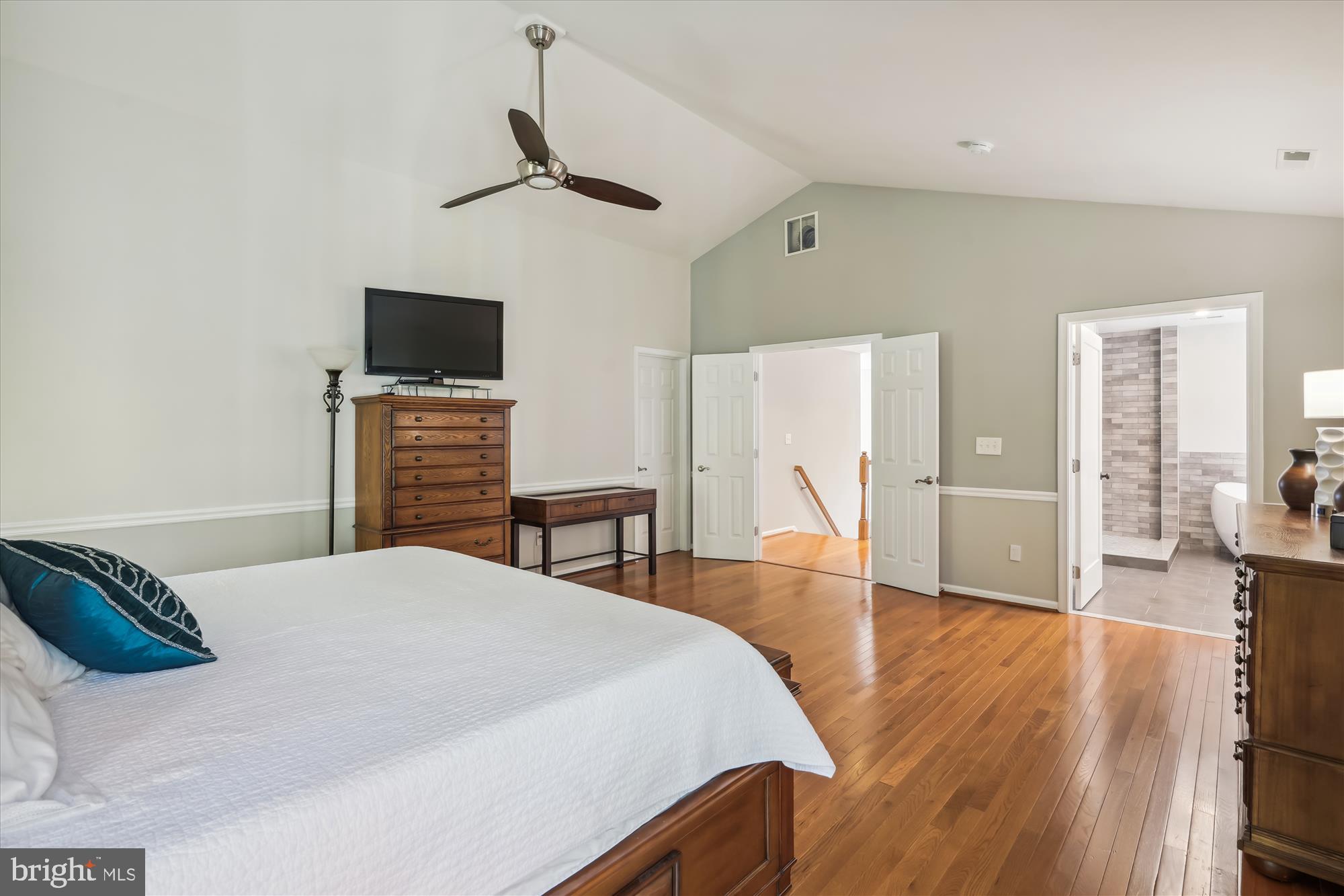 OAKLAND - Residential