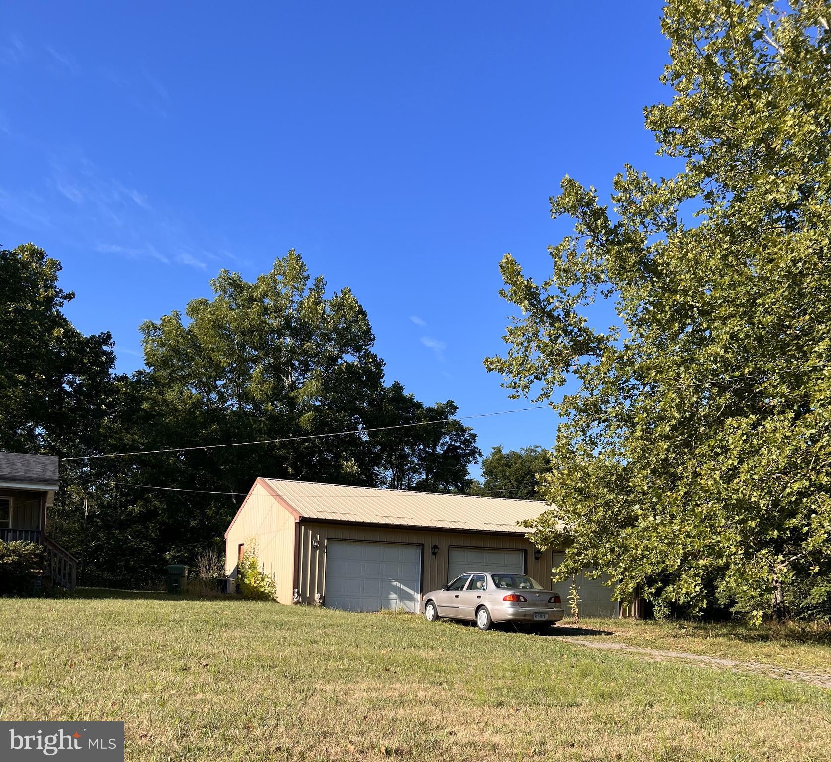 RUSHING RIVER FARMS - Residential