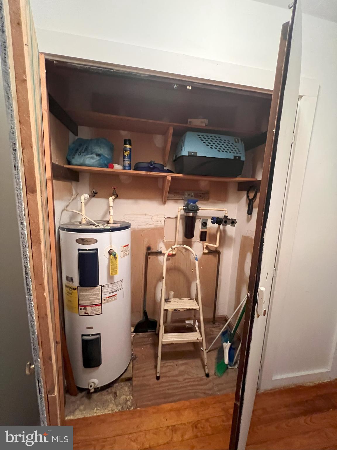 RUSHING RIVER FARMS - Residential