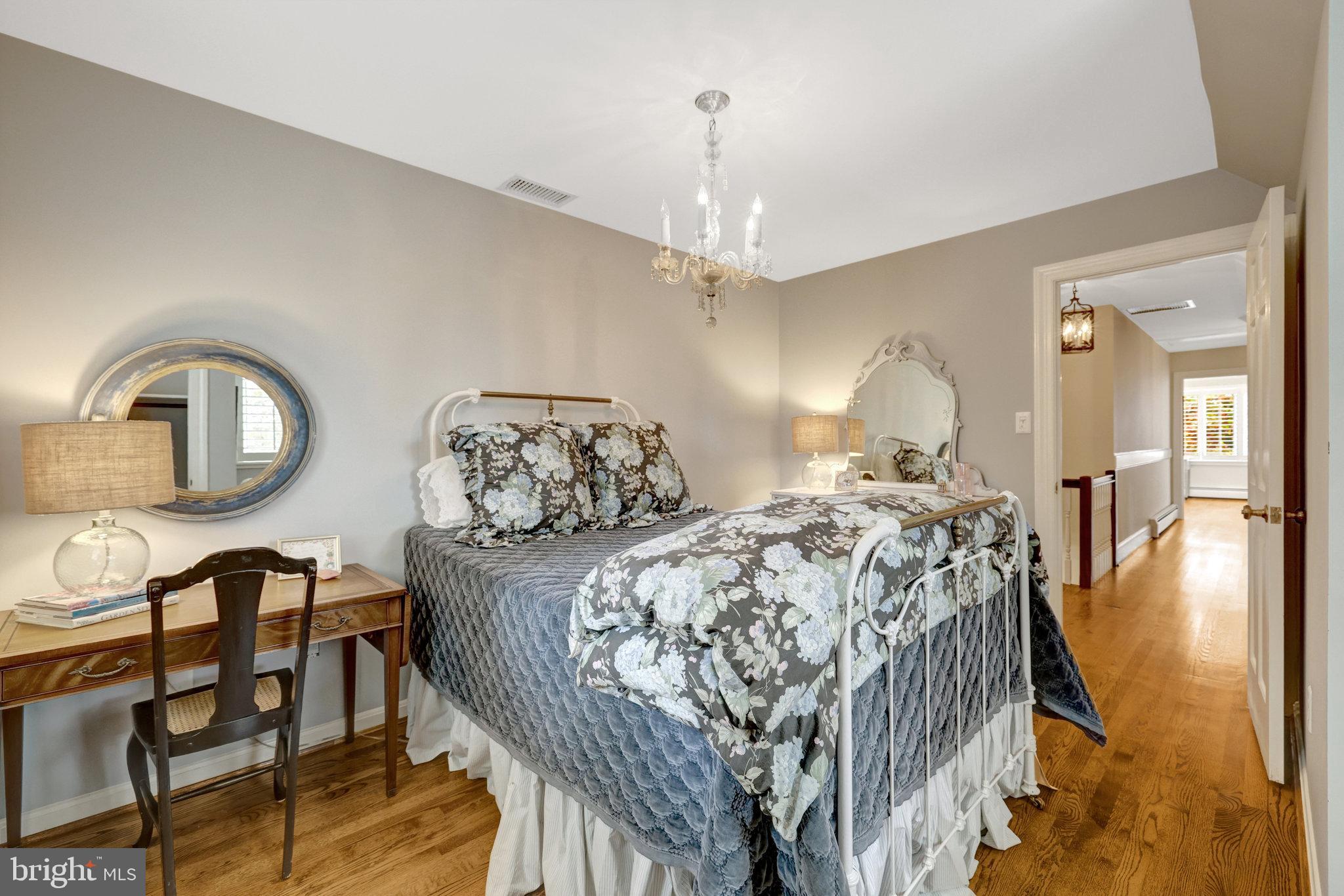 LINCOLN - Residential