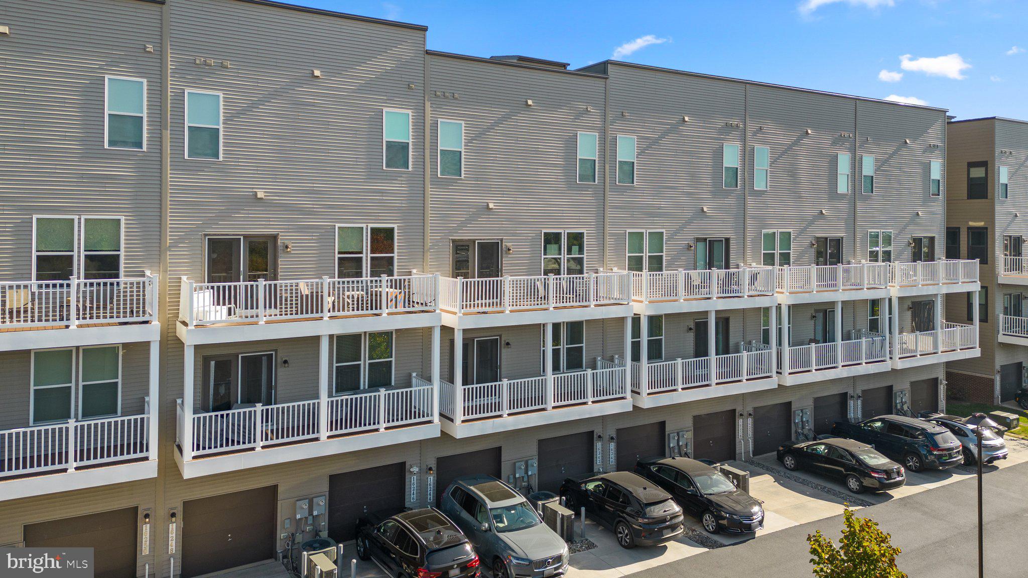 WESTSIDE AT SHADY GROVE METRO - Residential