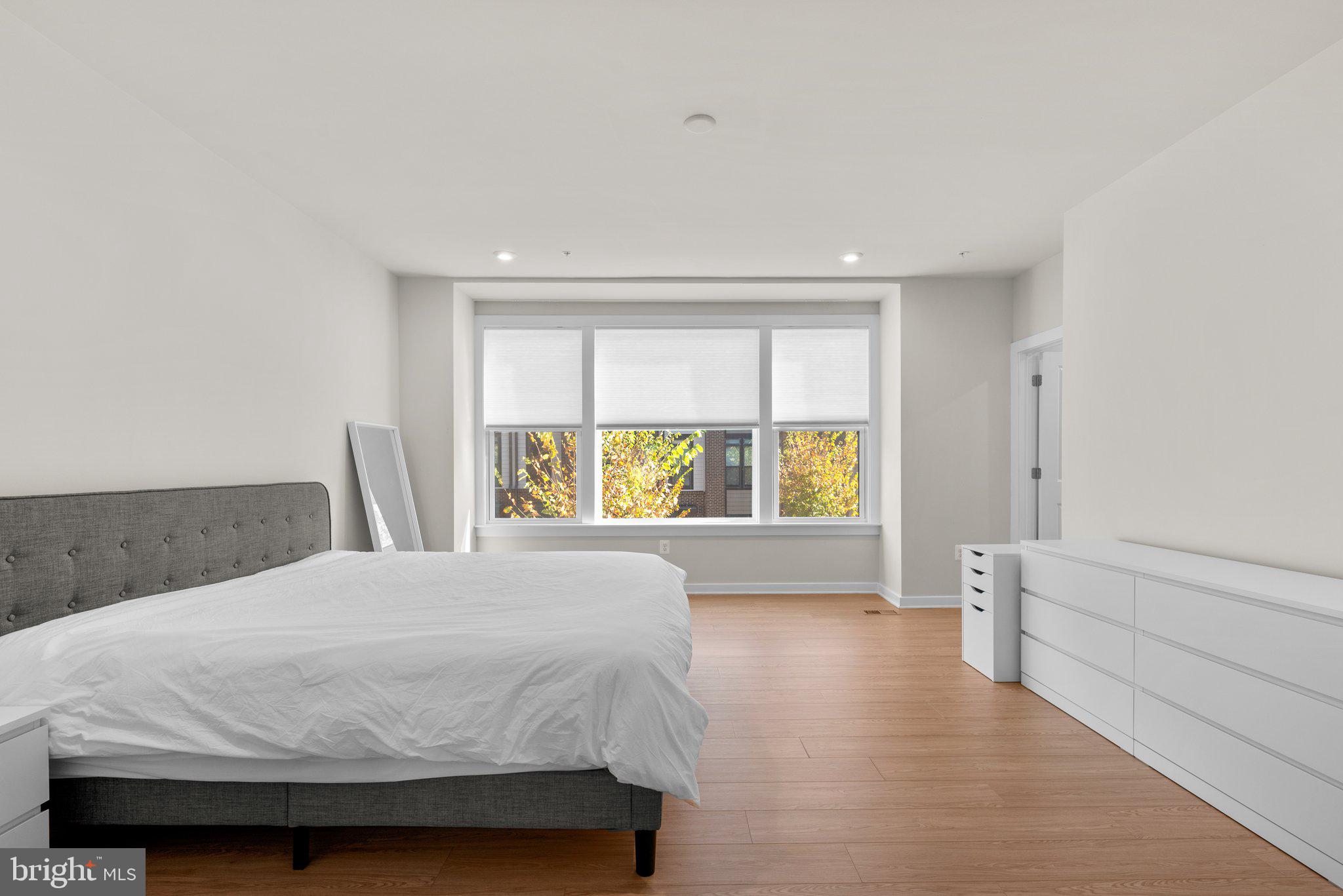 WESTSIDE AT SHADY GROVE METRO - Residential