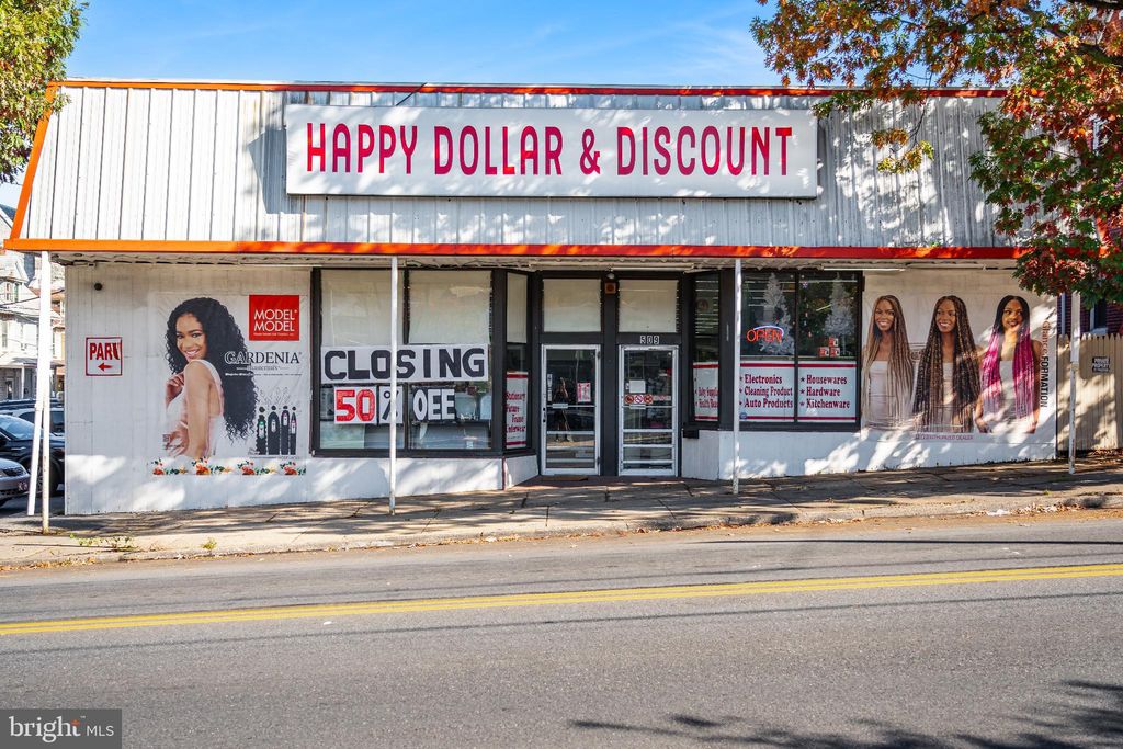 Photo of 509 Wyandotte Street, BETHLEHEM, PA 18015 (MLS # PANH2008876)