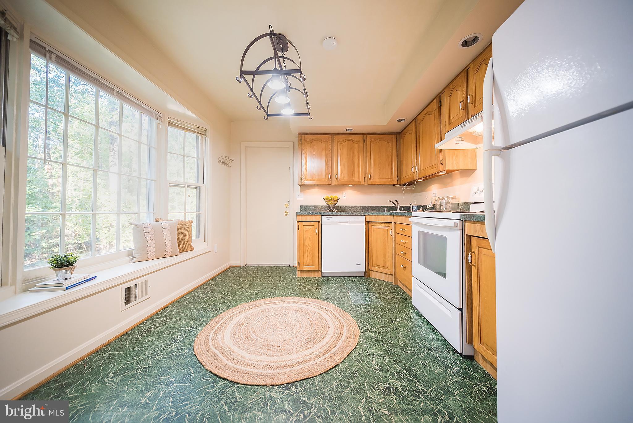 MOUNT CARMEL ESTATES - Residential