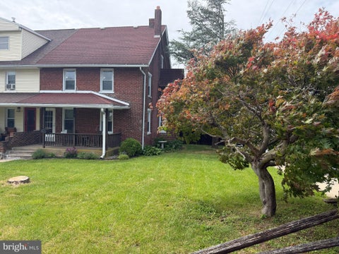Townhouse For Sale - 328 Franklin Street<br/> Berks County, SHOEMAKERSVILLE, PA 19555
