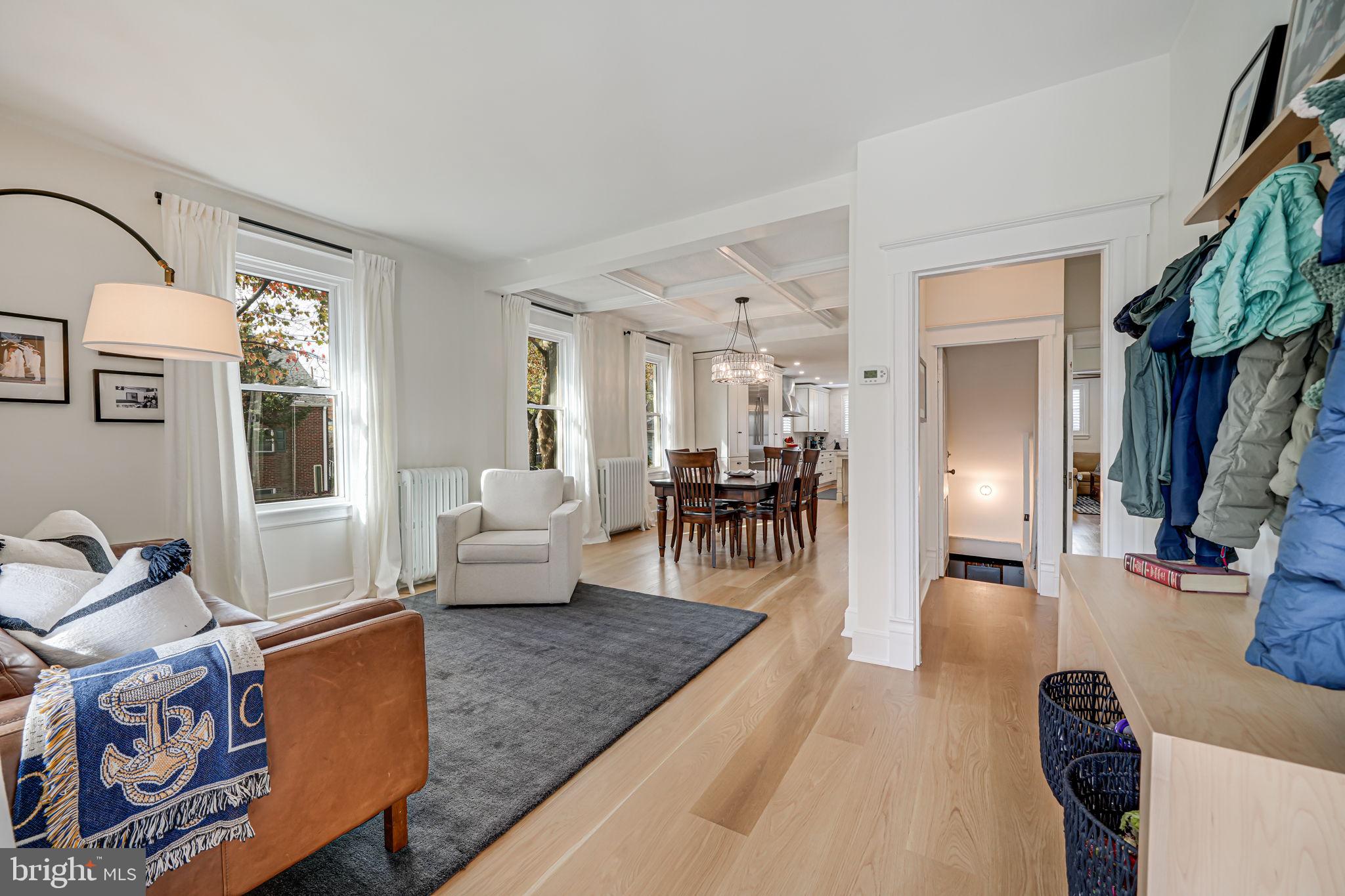 ADDISON HEIGHTS - Residential