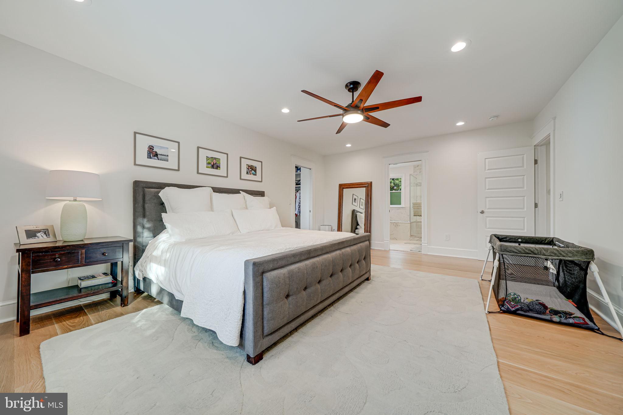 ADDISON HEIGHTS - Residential