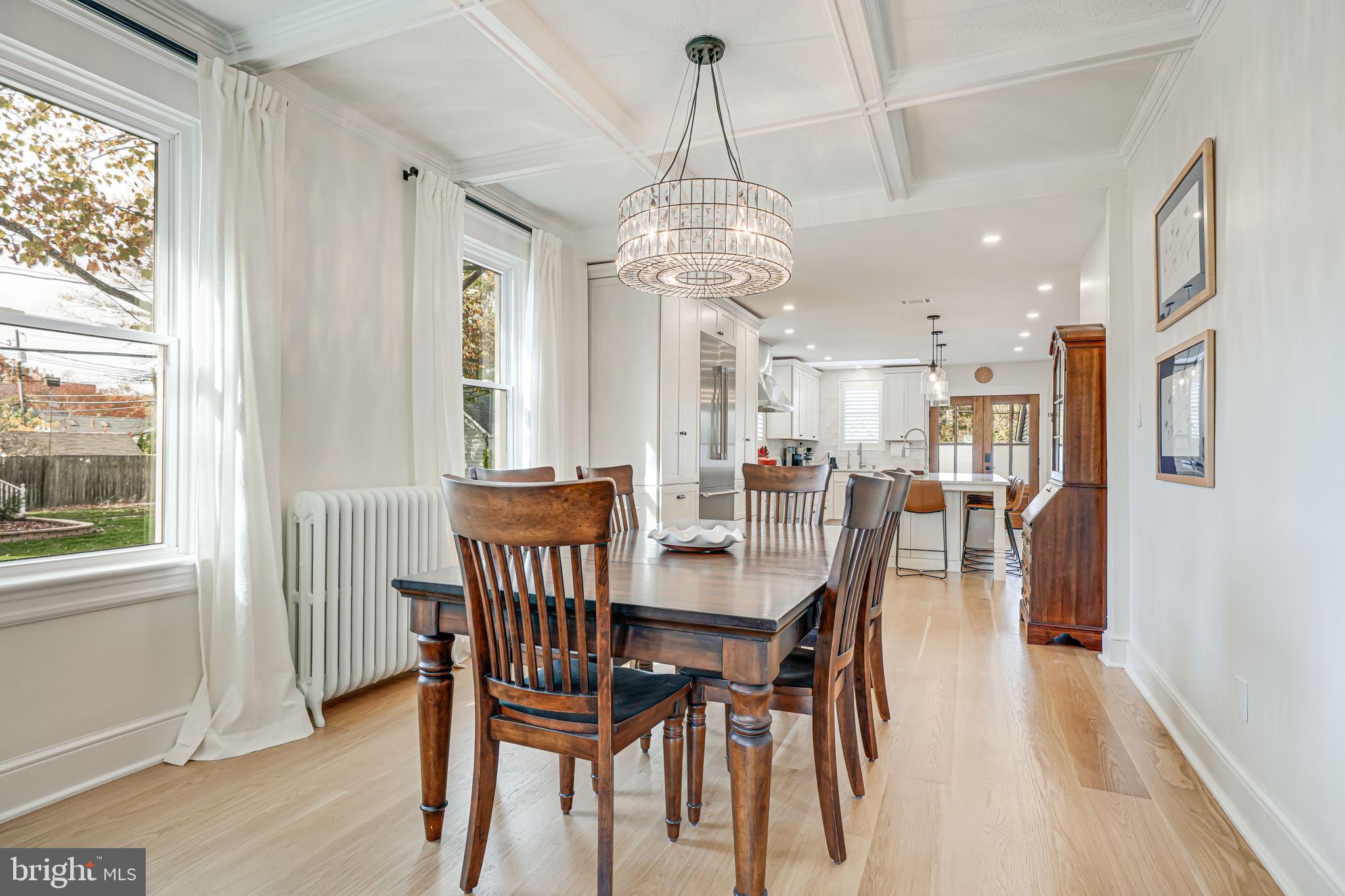 ADDISON HEIGHTS - Residential