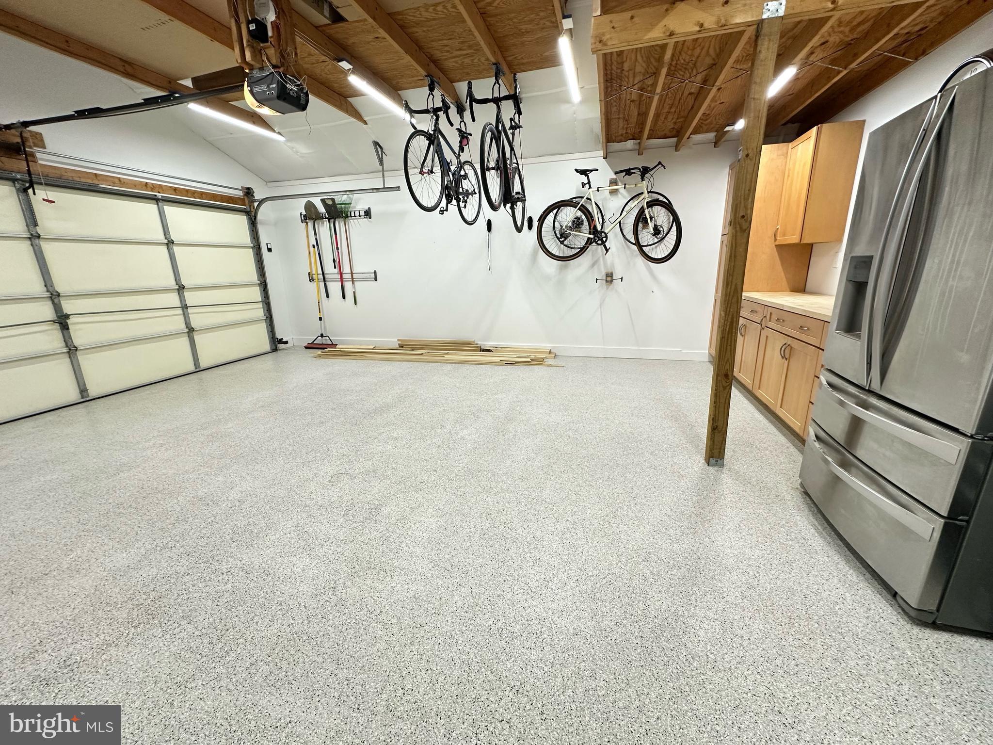 ADDISON HEIGHTS - Residential