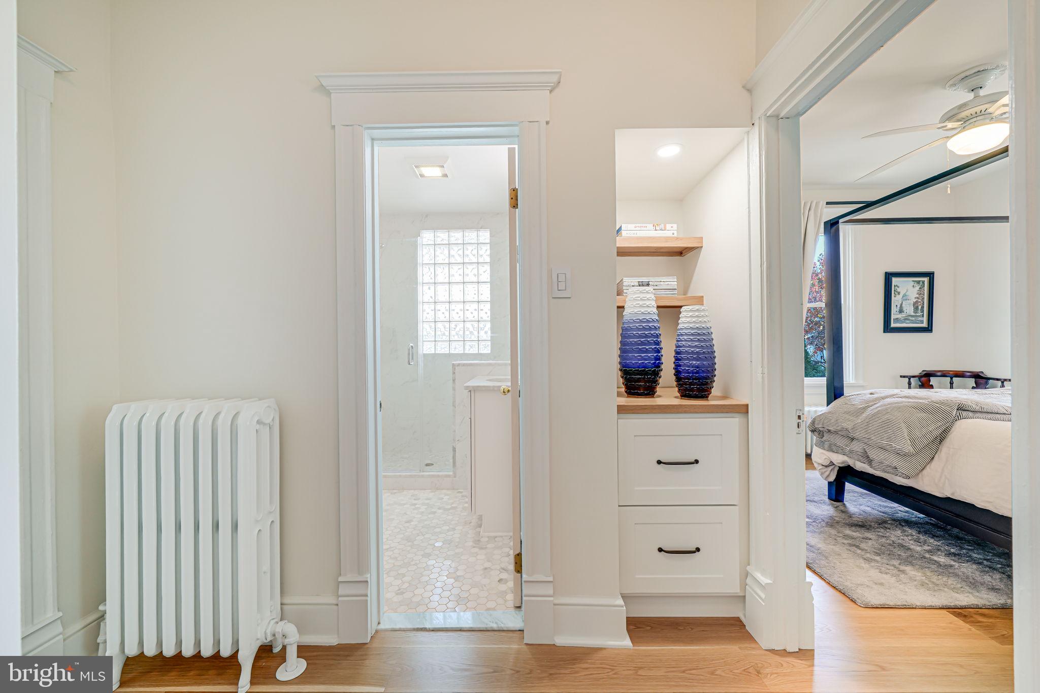 ADDISON HEIGHTS - Residential