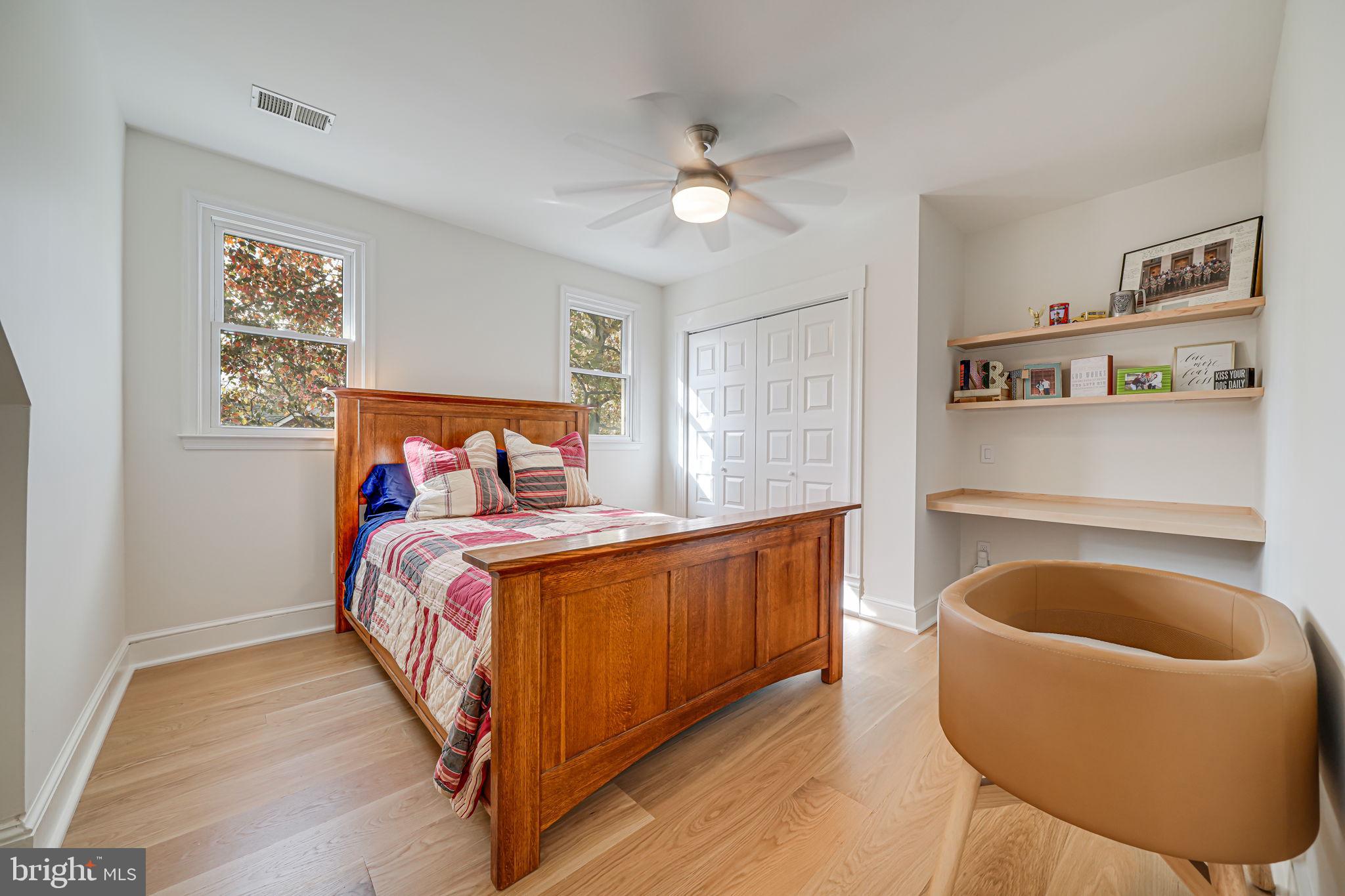 ADDISON HEIGHTS - Residential