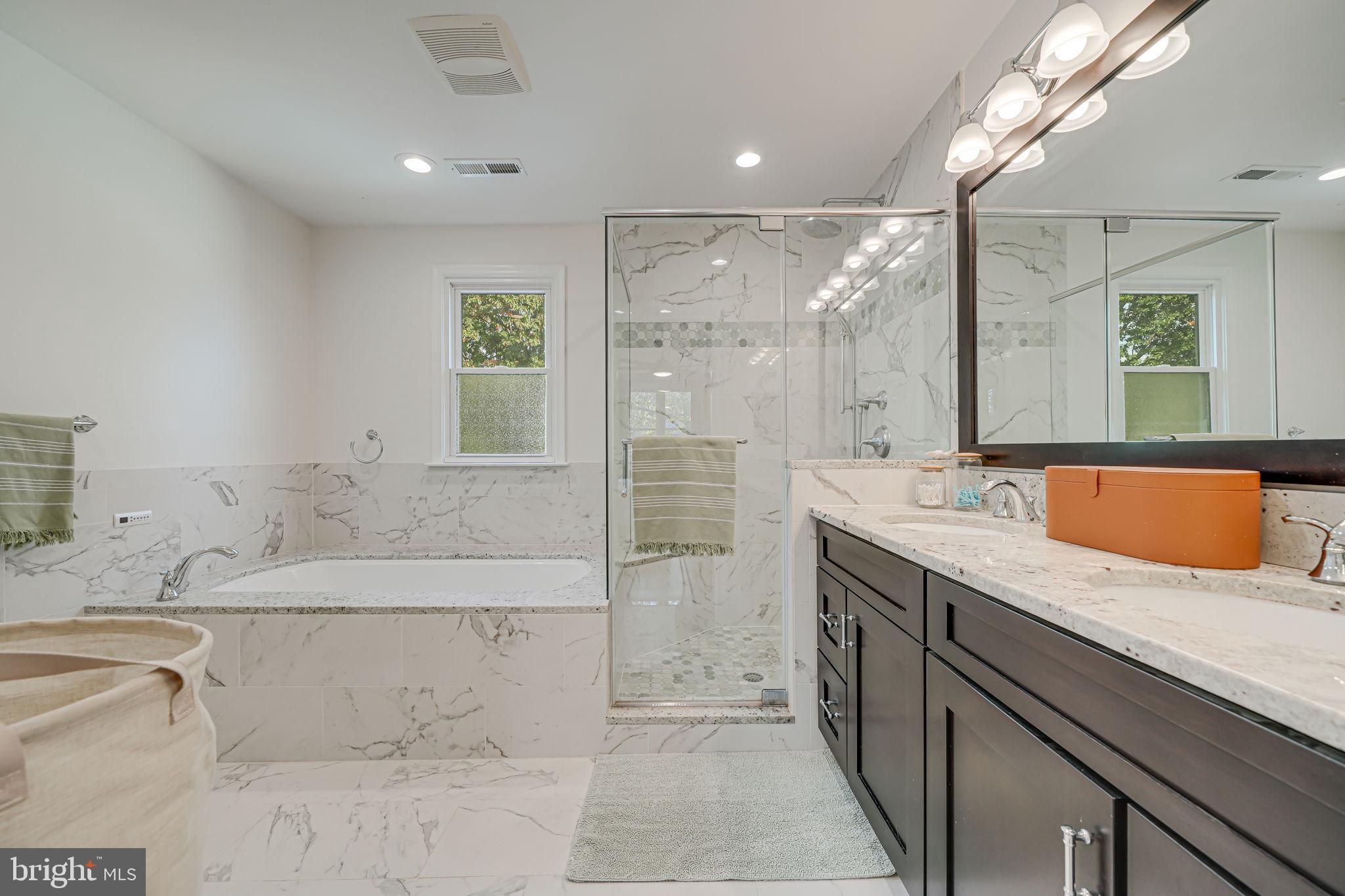 ADDISON HEIGHTS - Residential