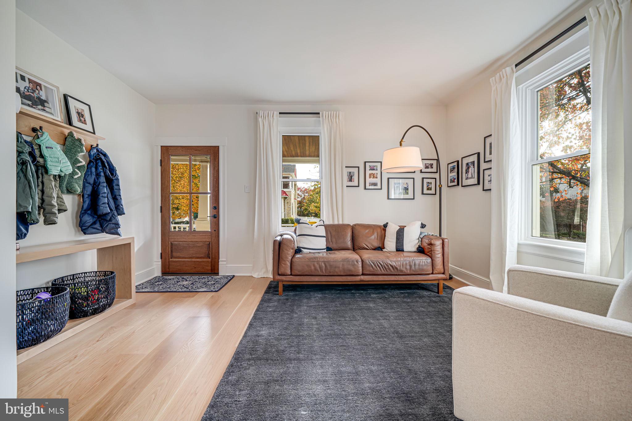 ADDISON HEIGHTS - Residential