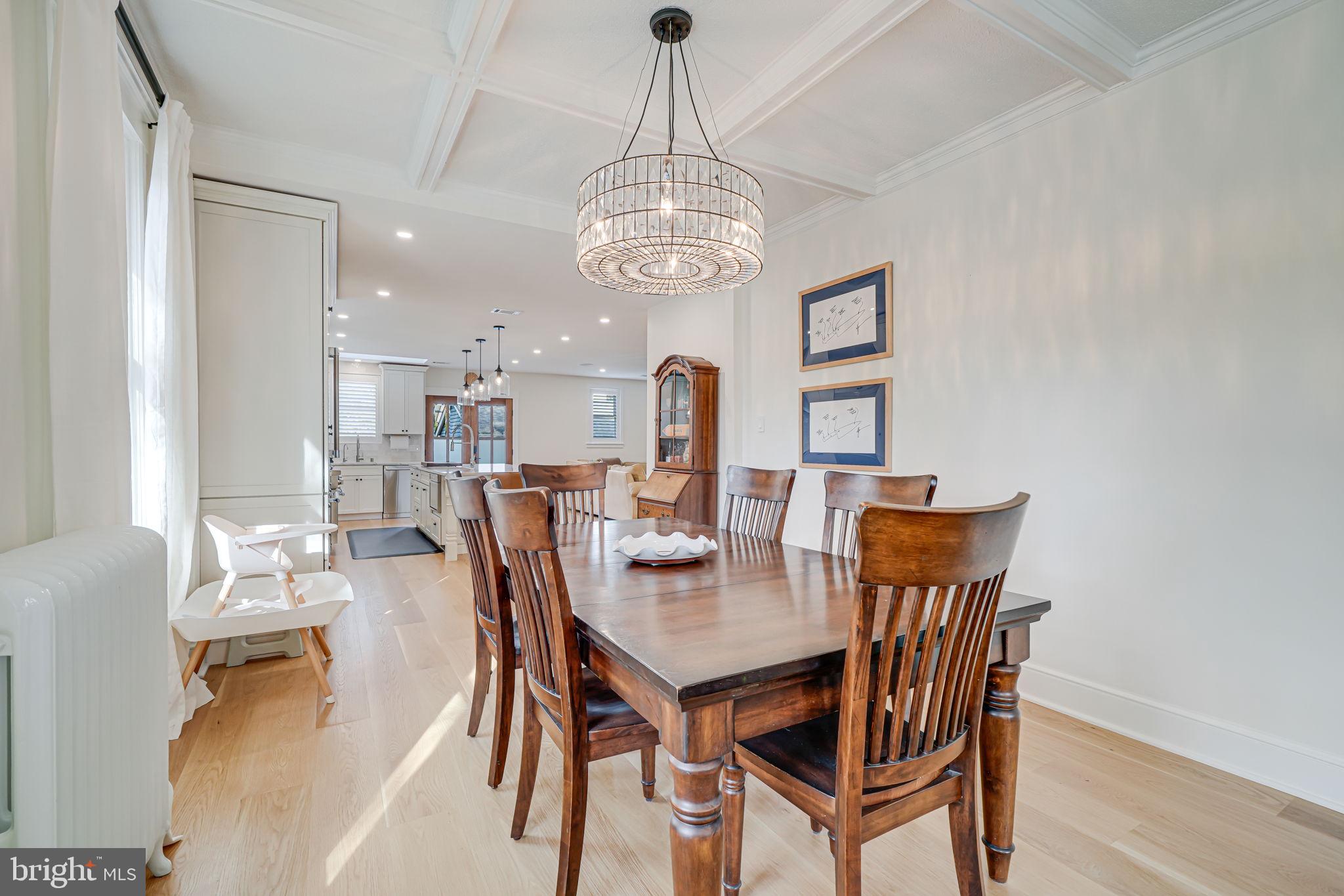 ADDISON HEIGHTS - Residential