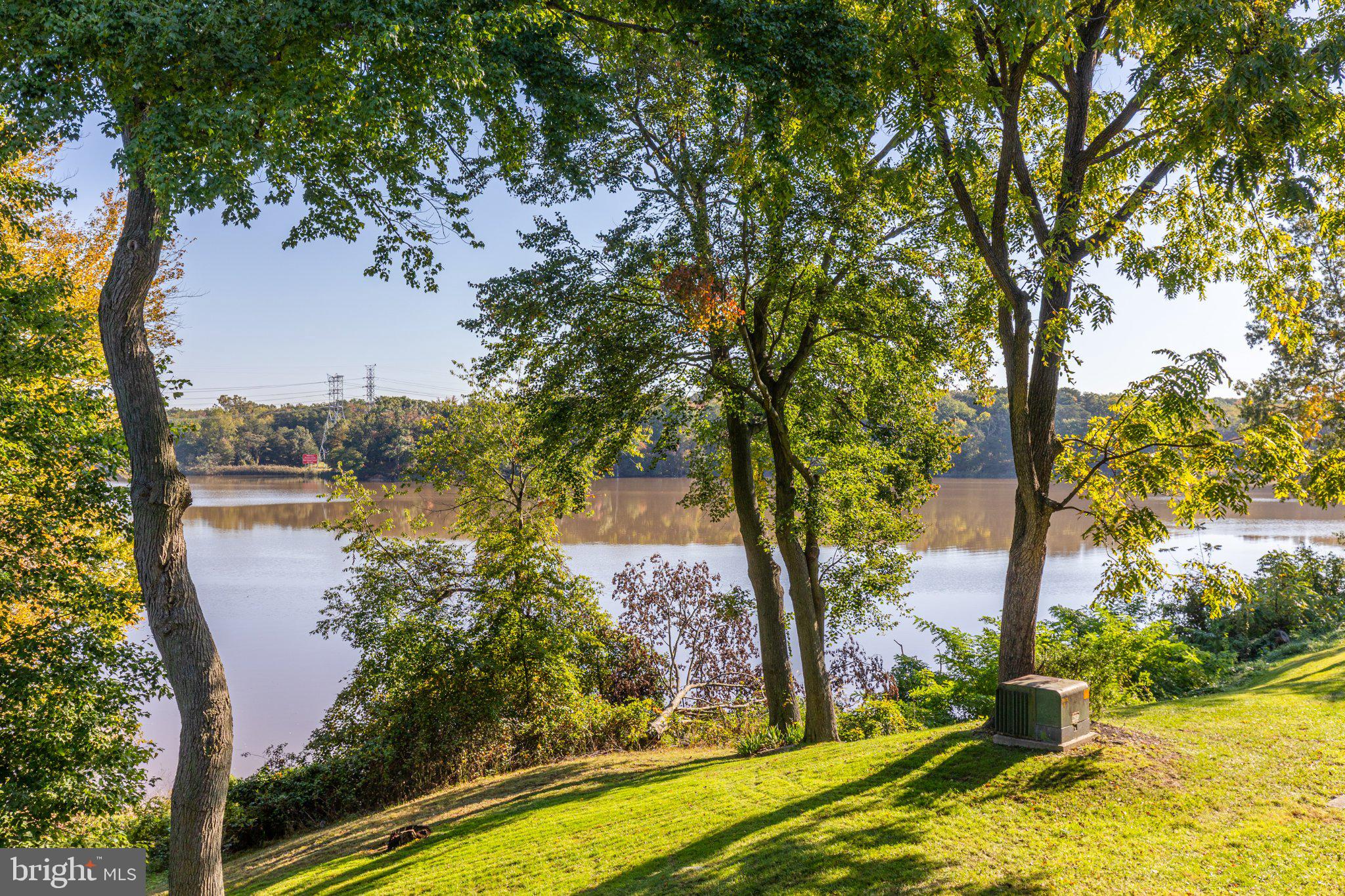 361 GATEWATER COURT 202