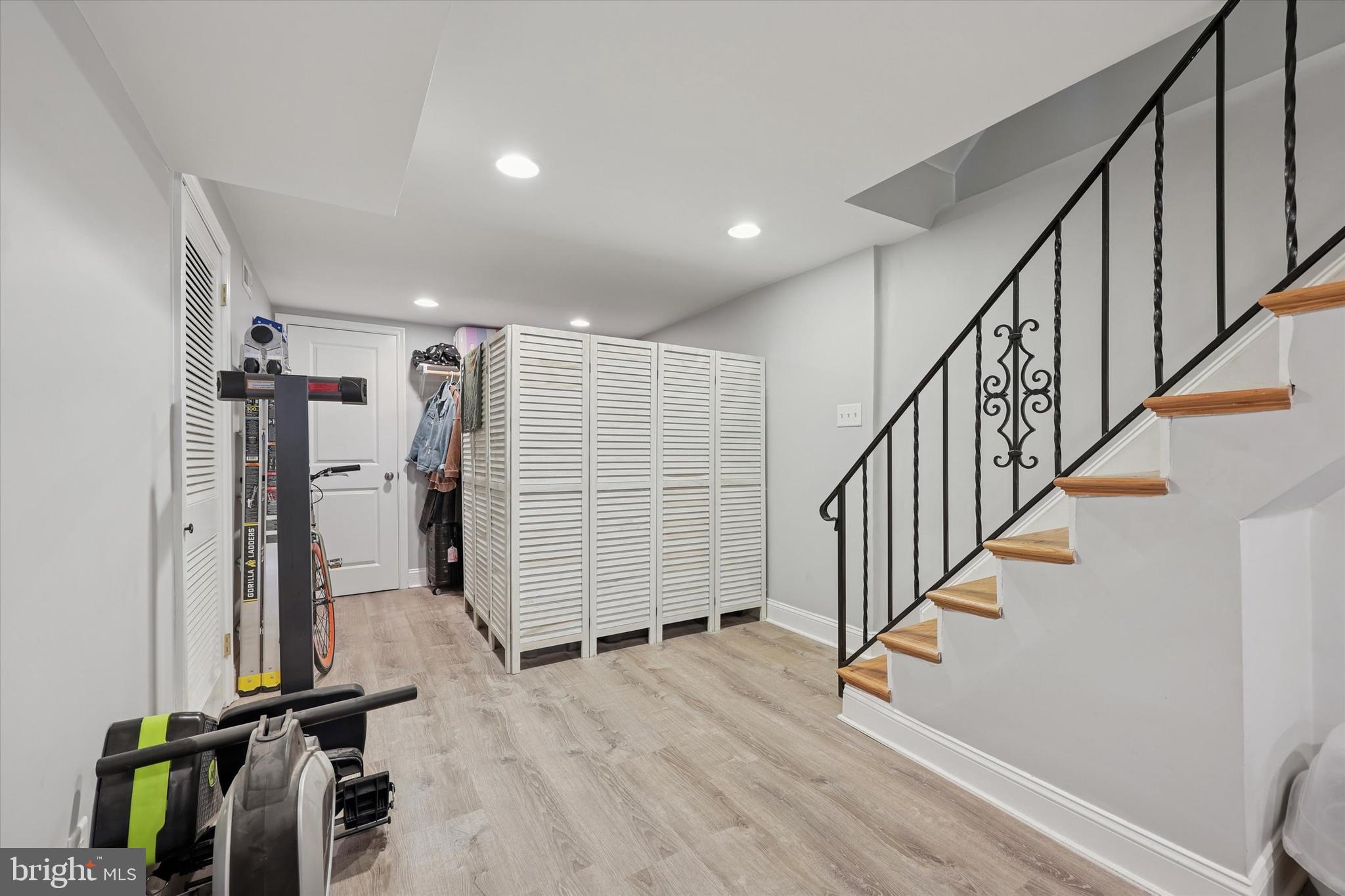 ROXBOROUGH - Residential