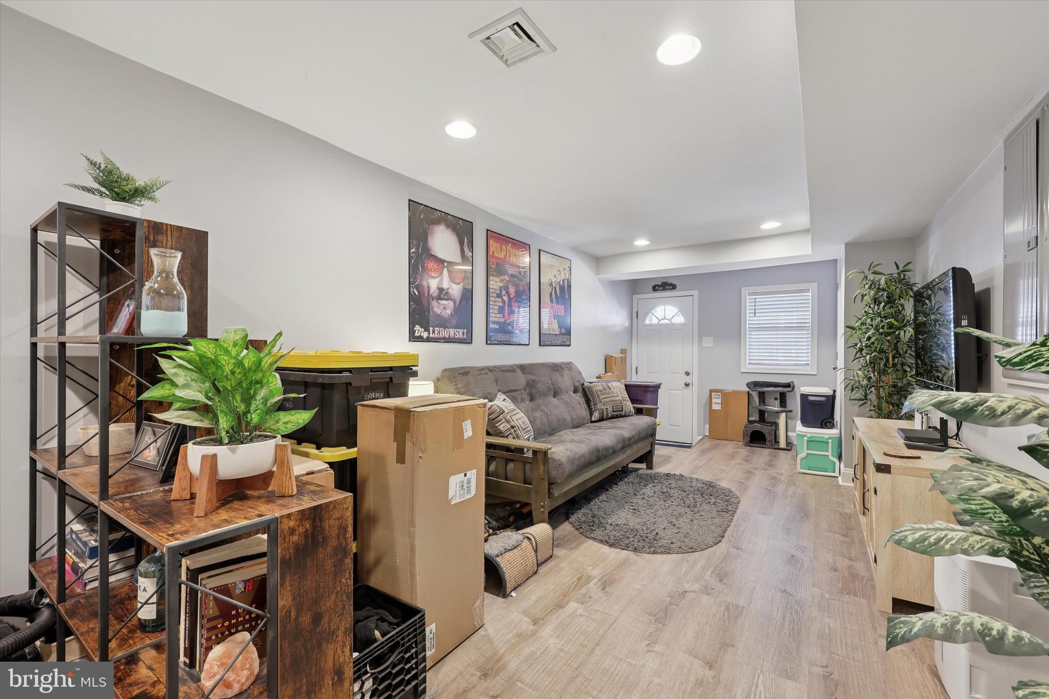 ROXBOROUGH - Residential