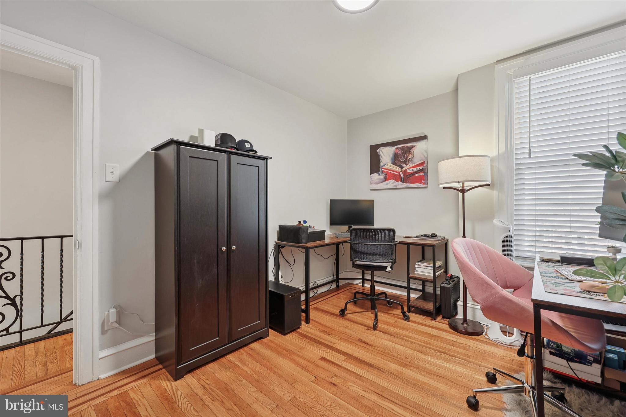 ROXBOROUGH - Residential