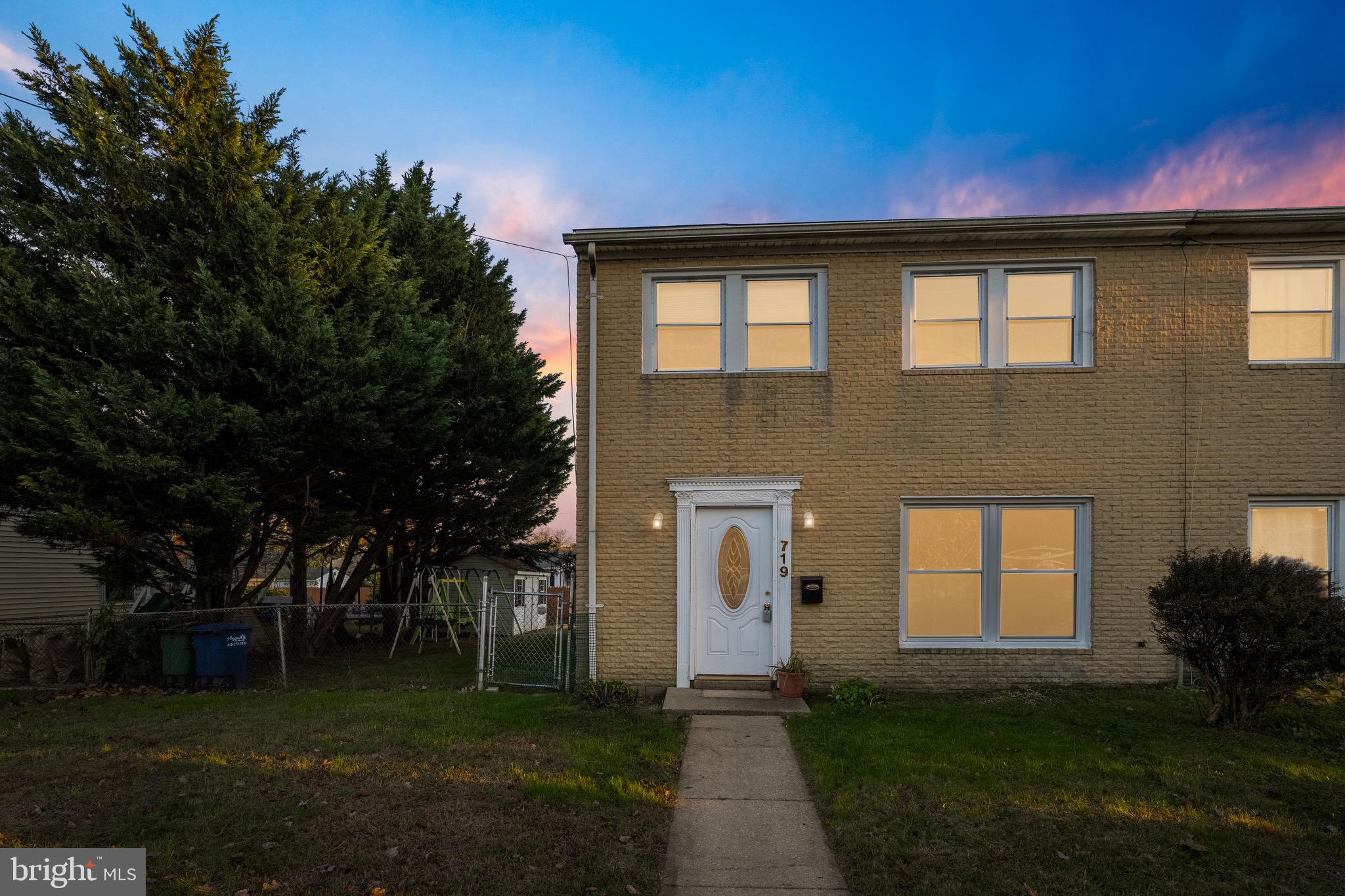 OXFORD ACRES - Residential