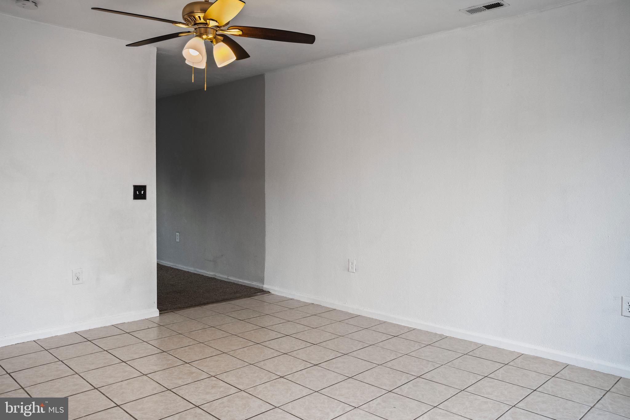 OXFORD ACRES - Residential