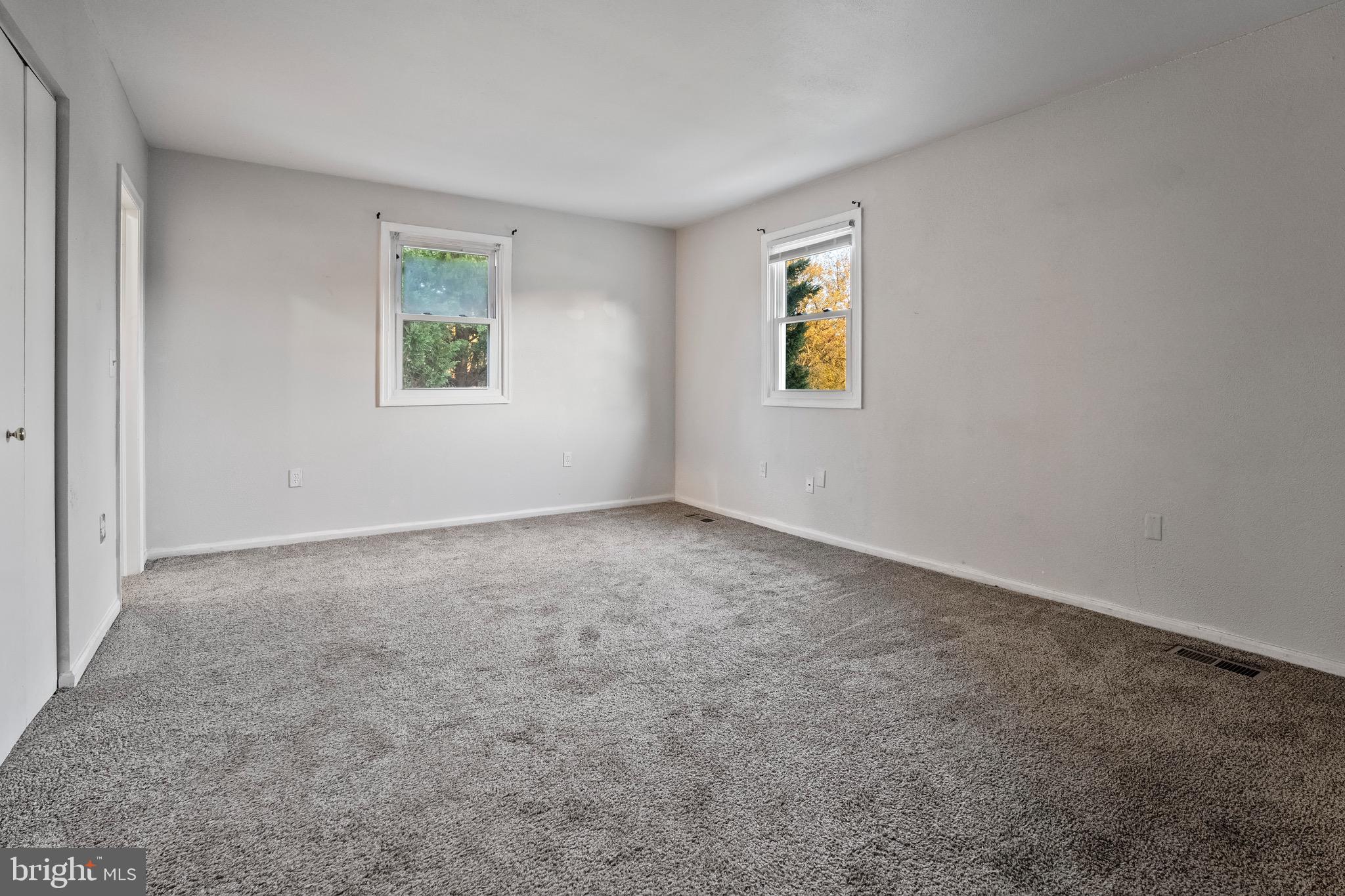 OXFORD ACRES - Residential