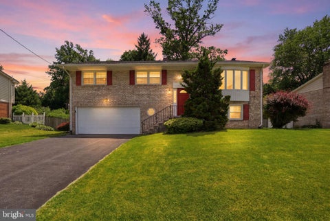 Photo of 2800 Durham Road, YORK, PA 17402 (MLS # PAYK2104182)