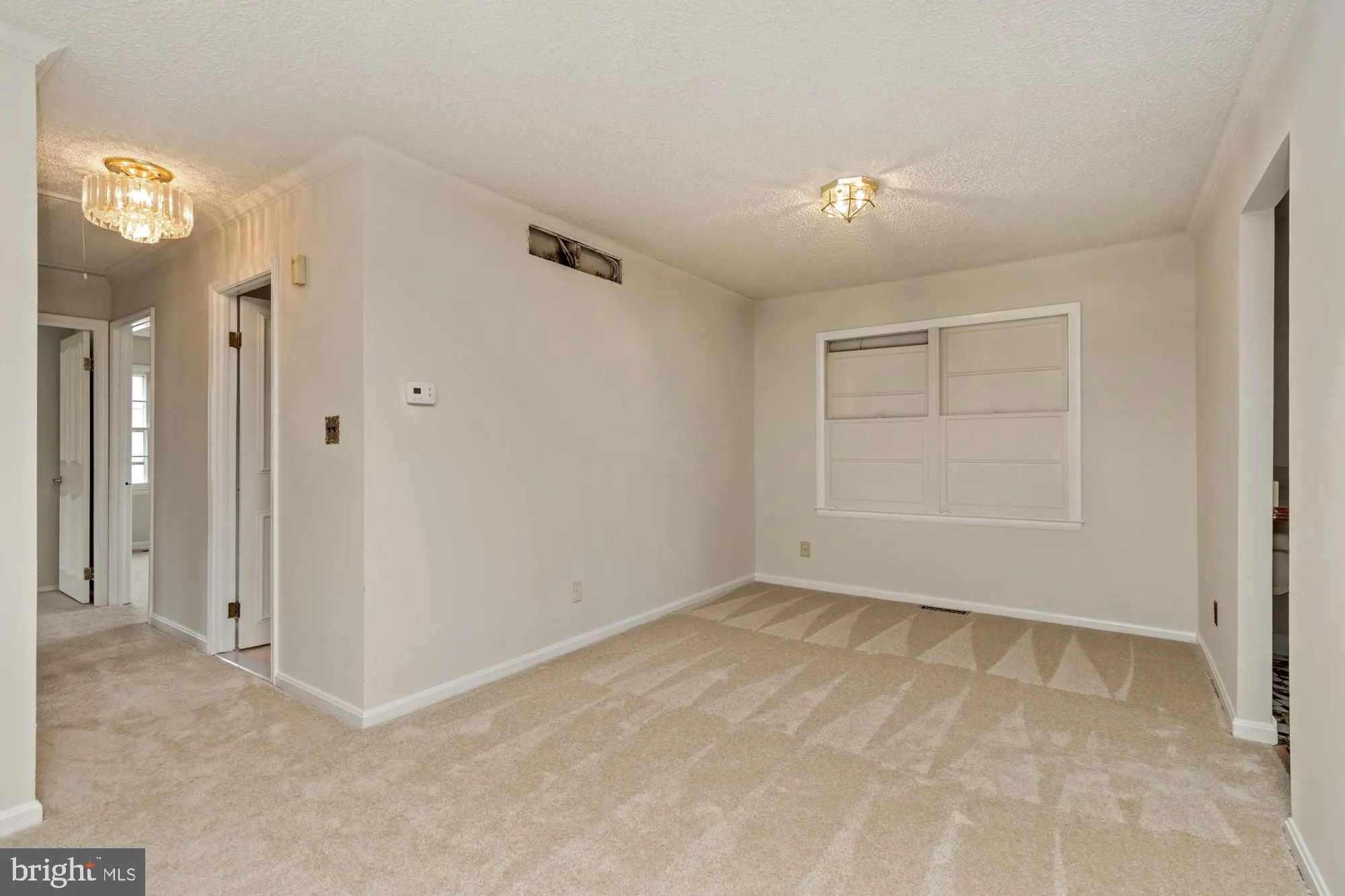 Baltimore, Maryland 21236, United States, 4 Bedrooms Bedrooms, ,2 BathroomsBathrooms,Residential,Pending,129360