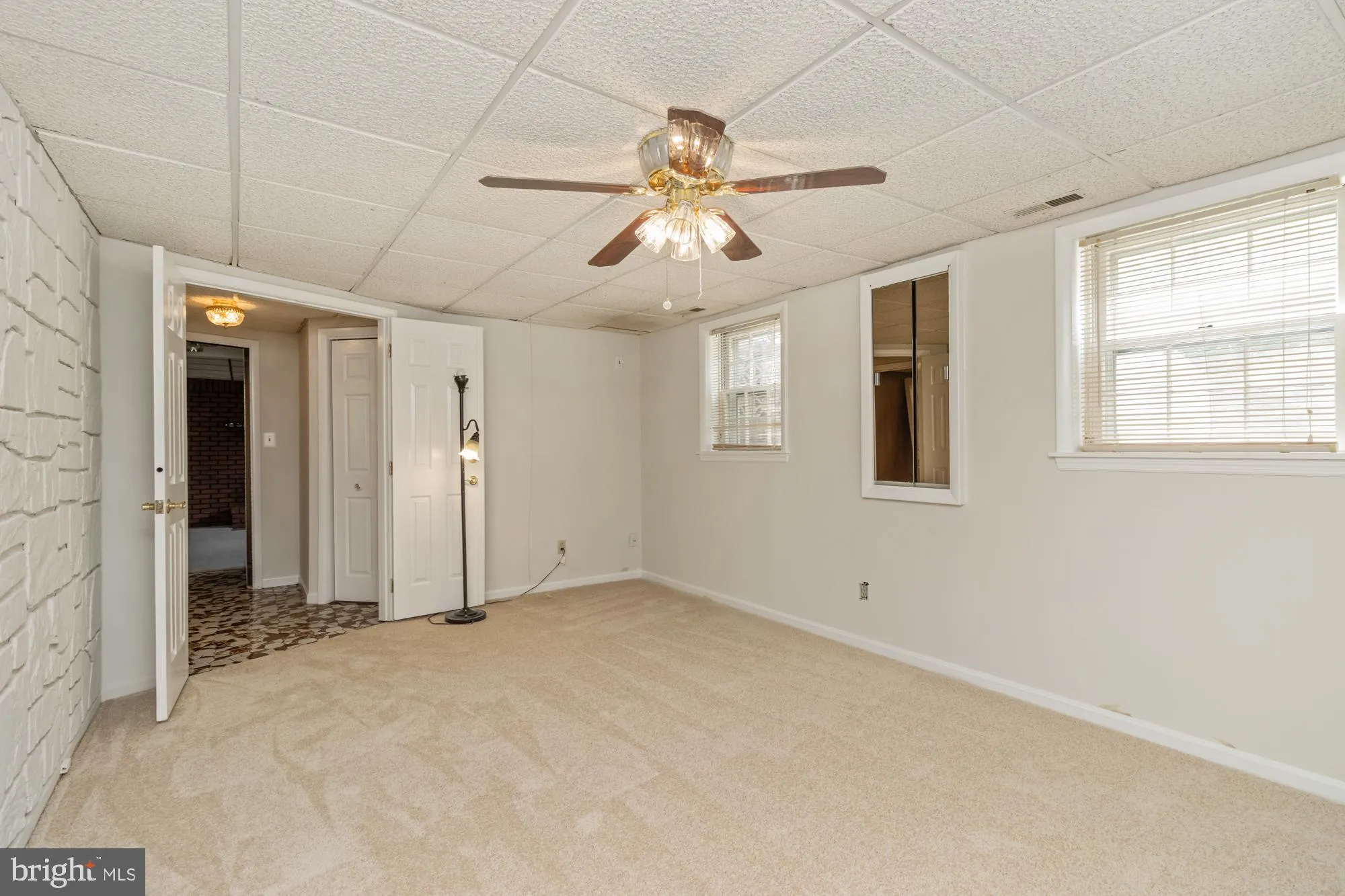 Baltimore, Maryland 21236, United States, 4 Bedrooms Bedrooms, ,2 BathroomsBathrooms,Residential,Pending,129360