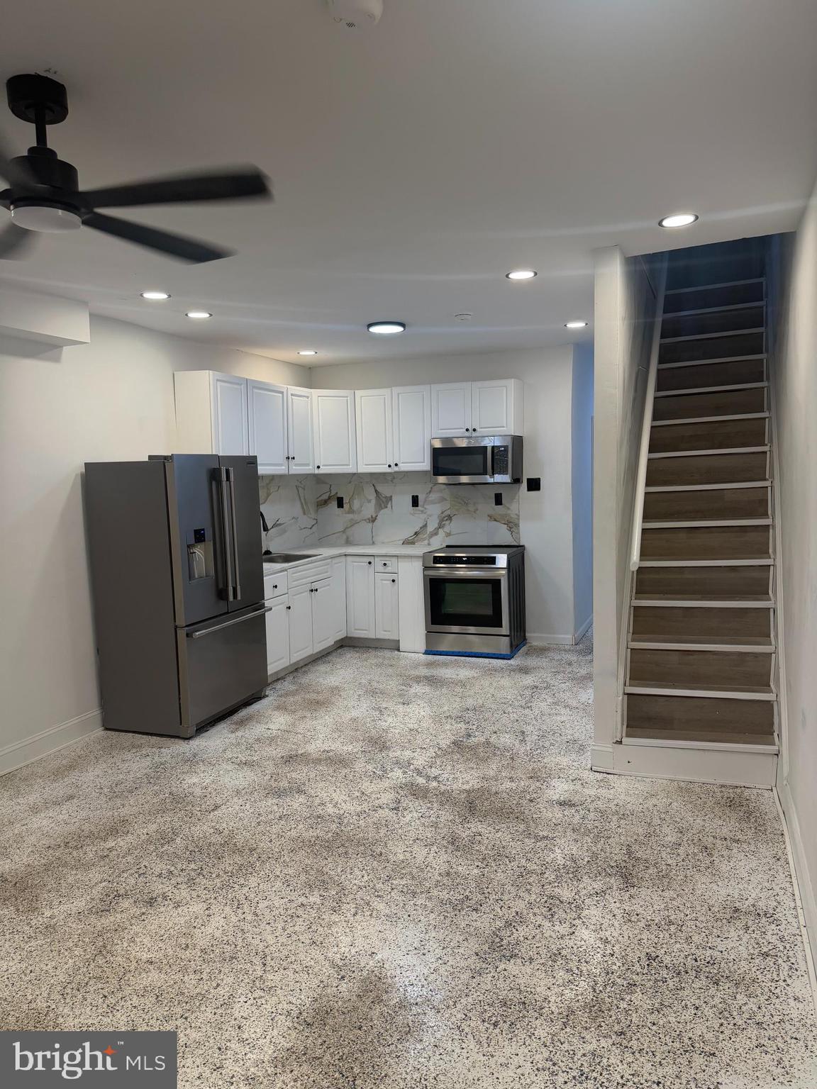 2409 W HAROLD STREET