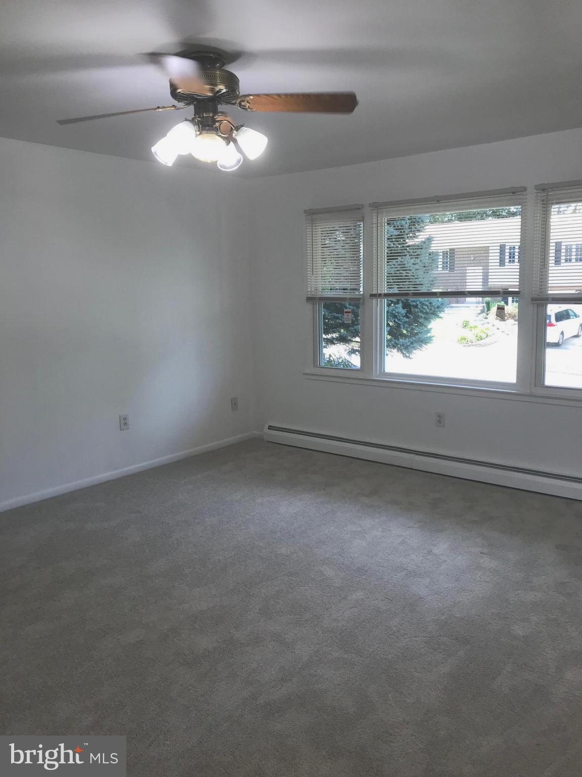 DALE CITY - Residential Lease