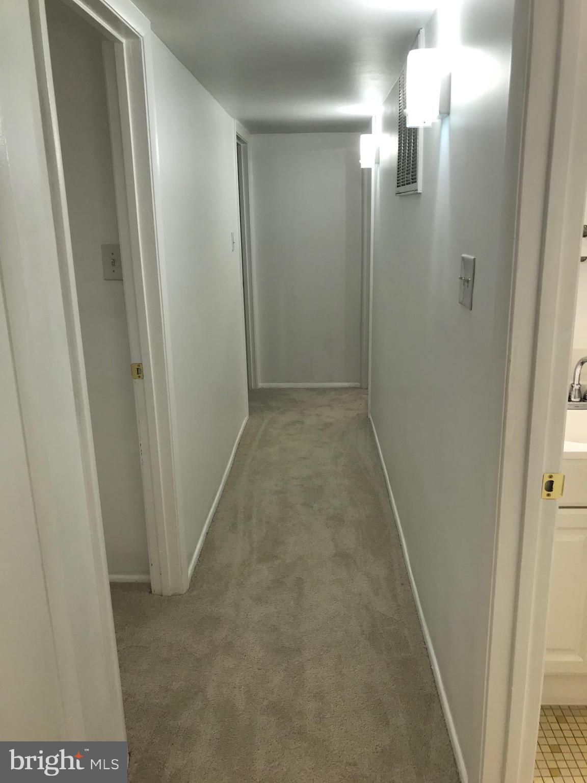 DALE CITY - Residential Lease