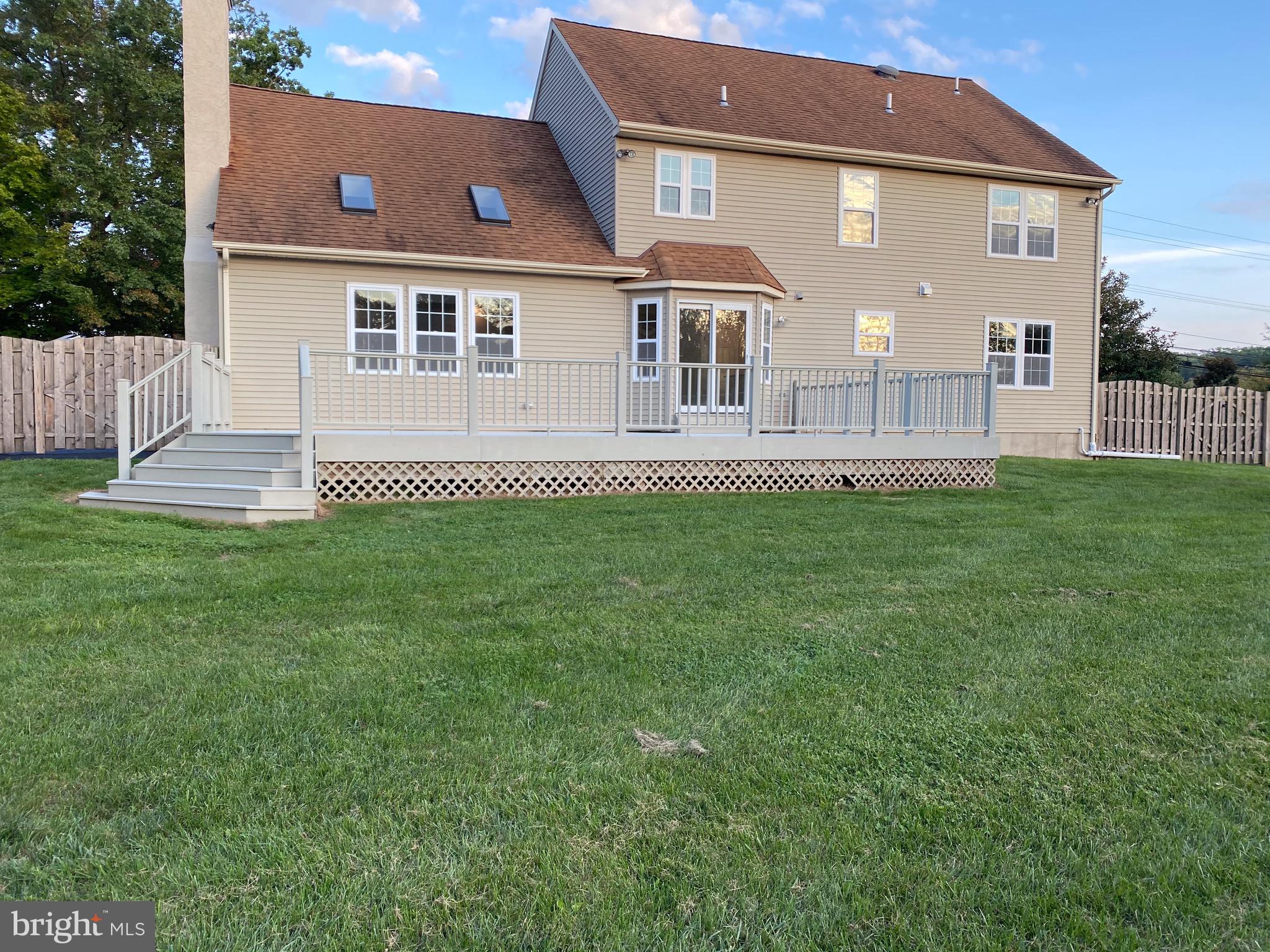 CAMP HILL - Residential