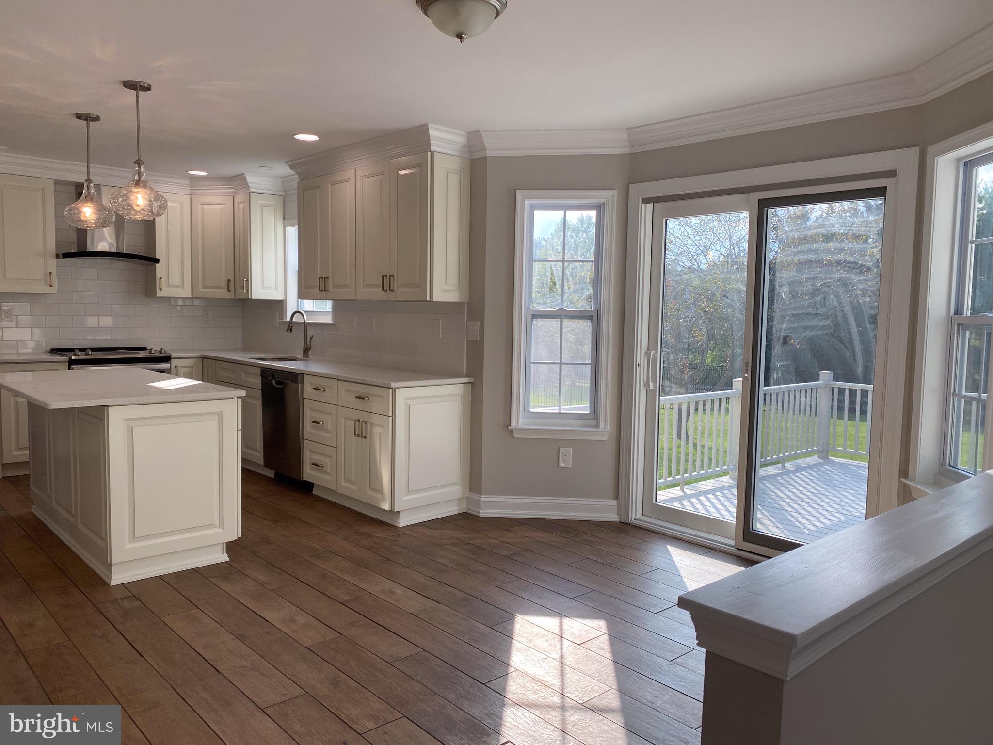 CAMP HILL - Residential