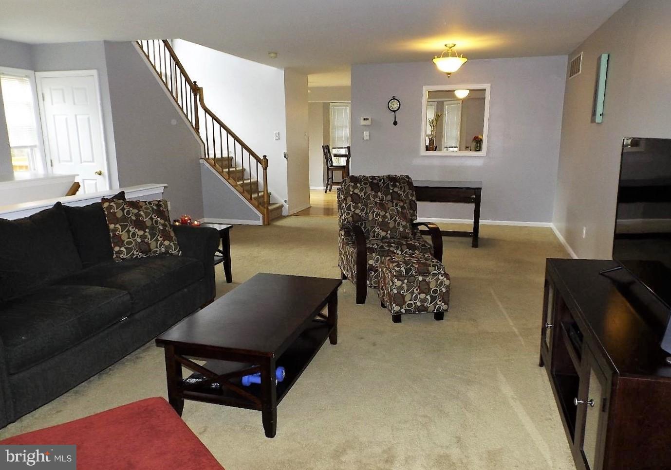 PINE TREE RIDGE - Residential