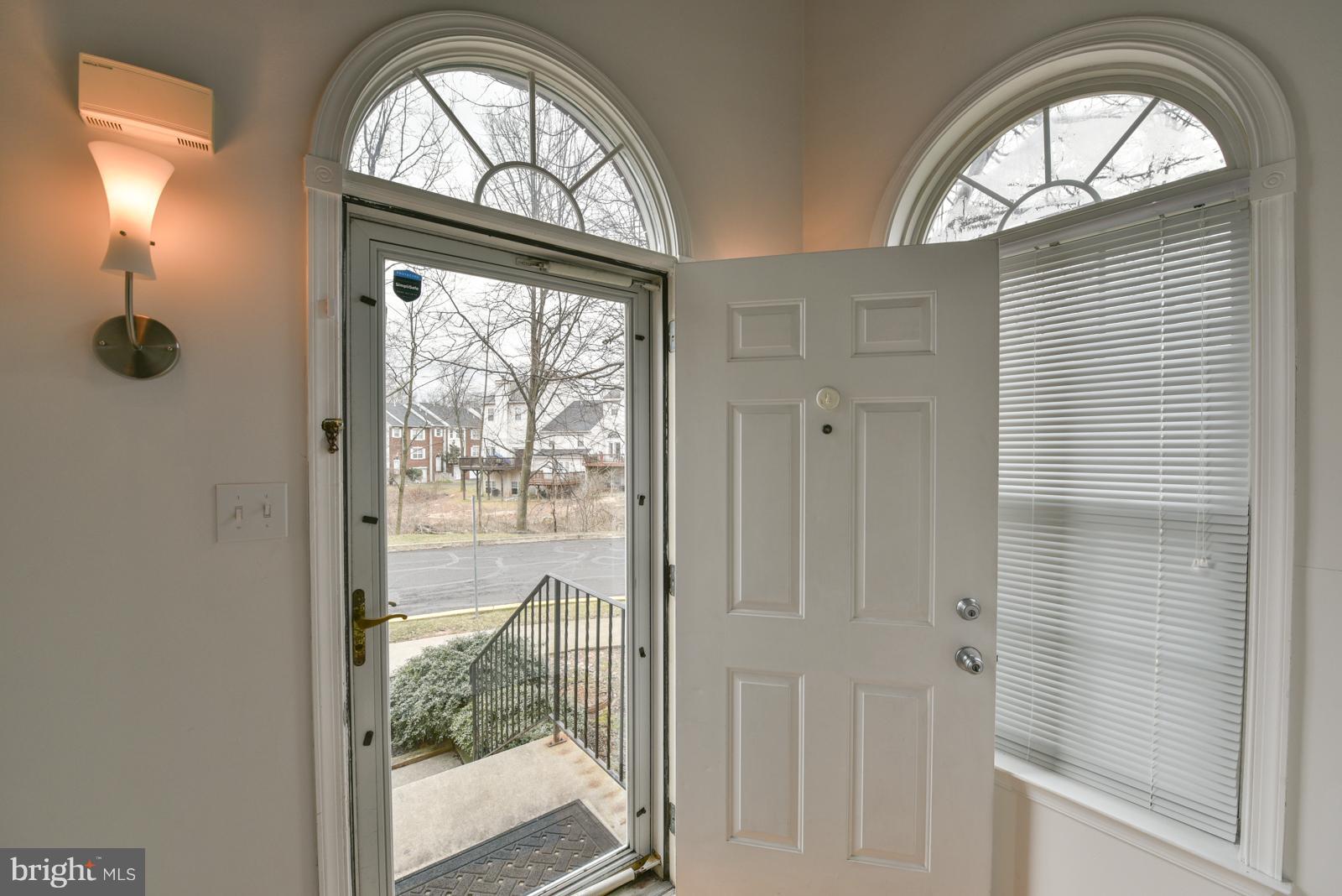 PINE TREE RIDGE - Residential