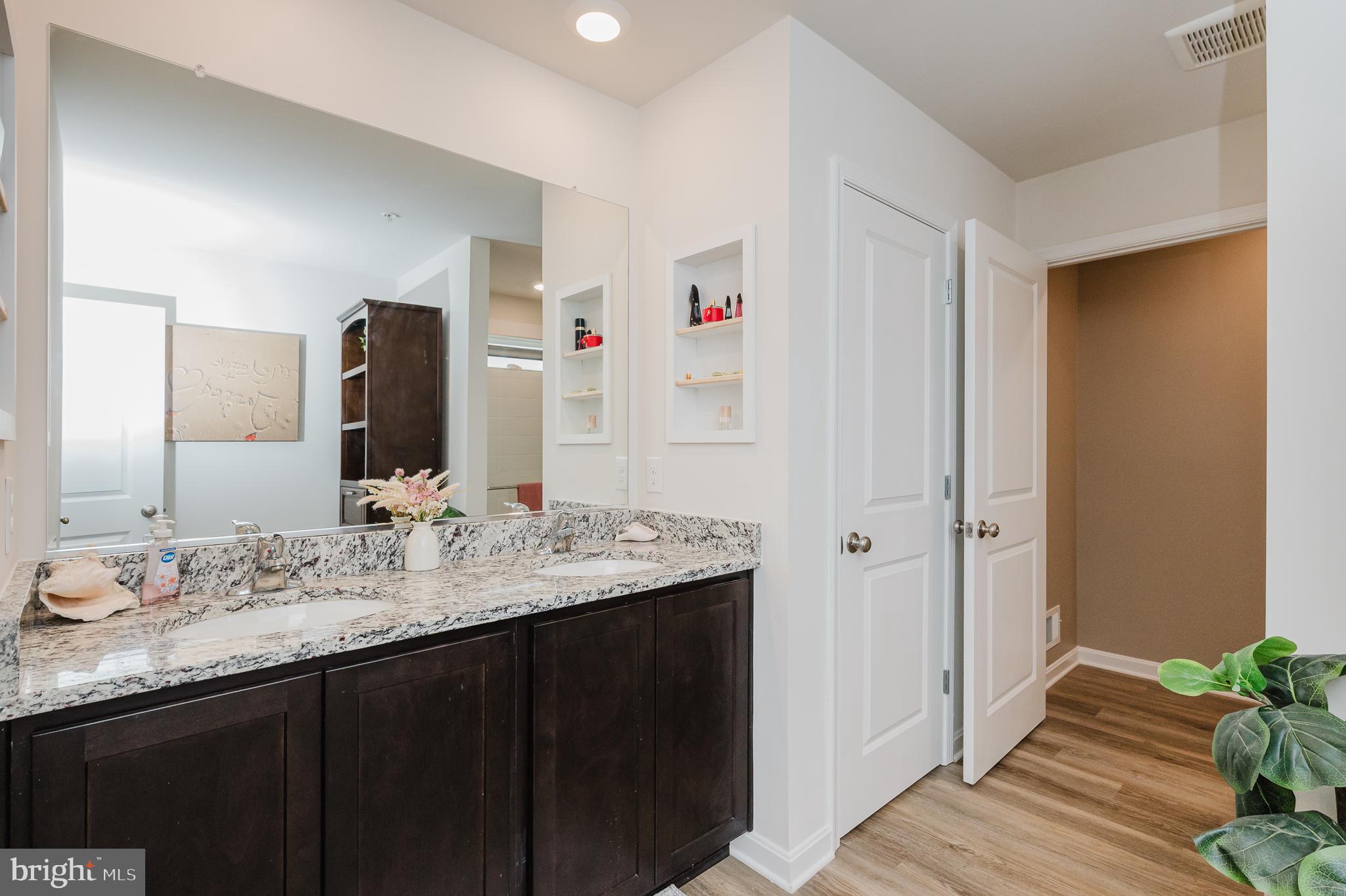 RIDGELY'S RESERVE - Residential