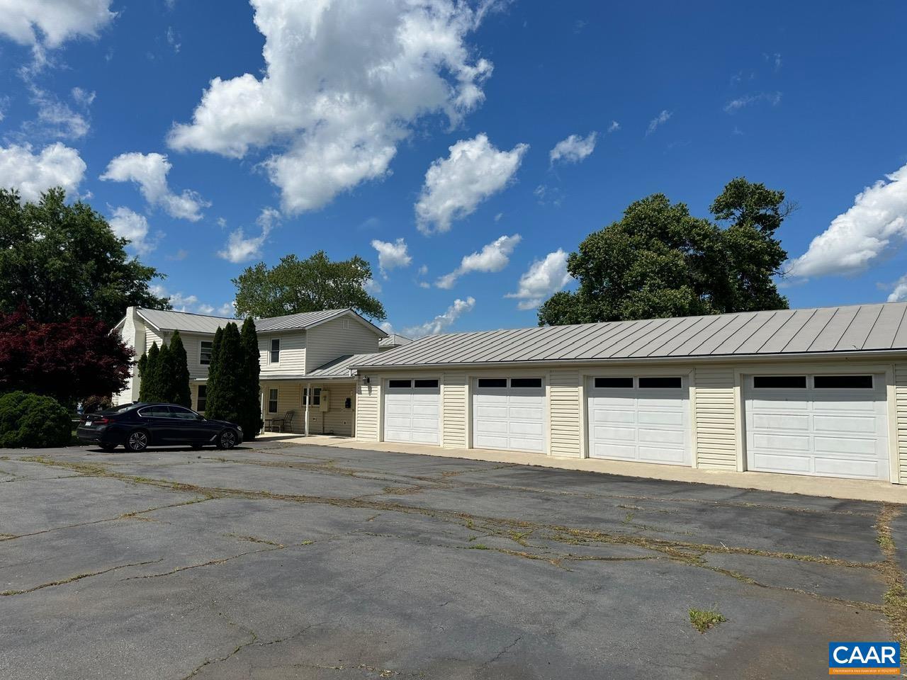 UNKNOWN - Residential Lease