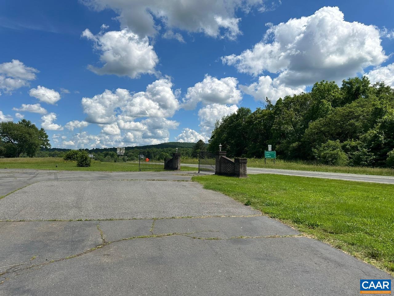 UNKNOWN - Residential Lease