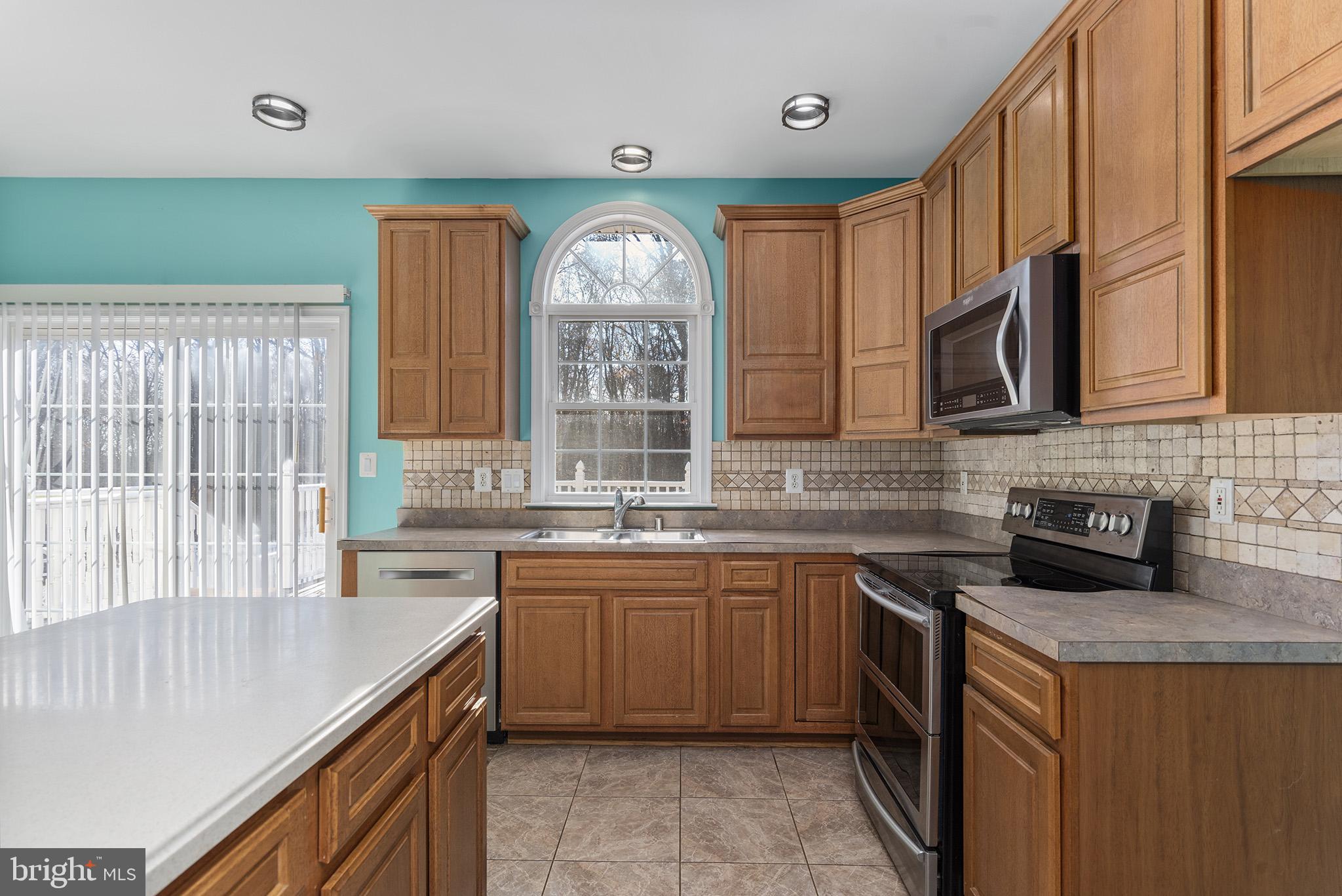 WHITAKER WOODS - Residential