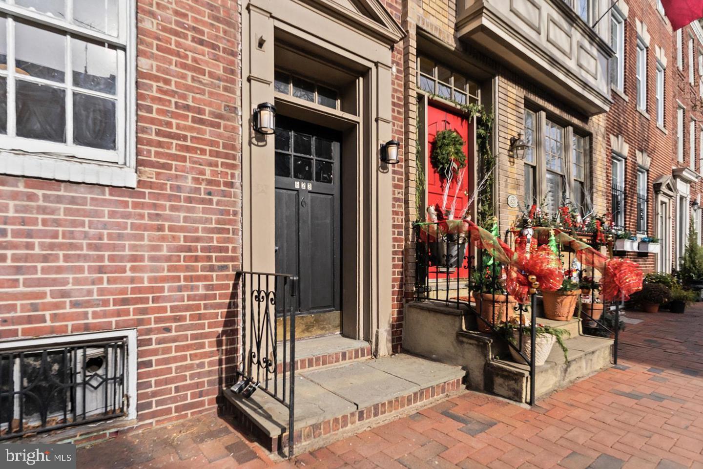 SOCIETY HILL - Residential Lease