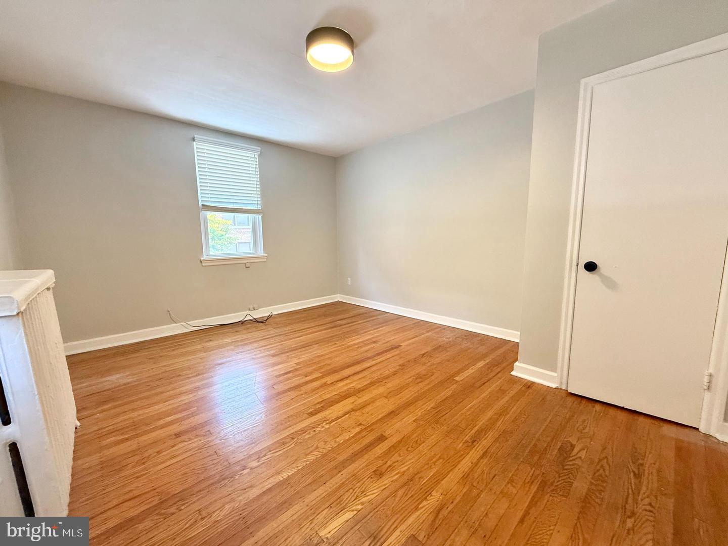 SOCIETY HILL - Residential Lease