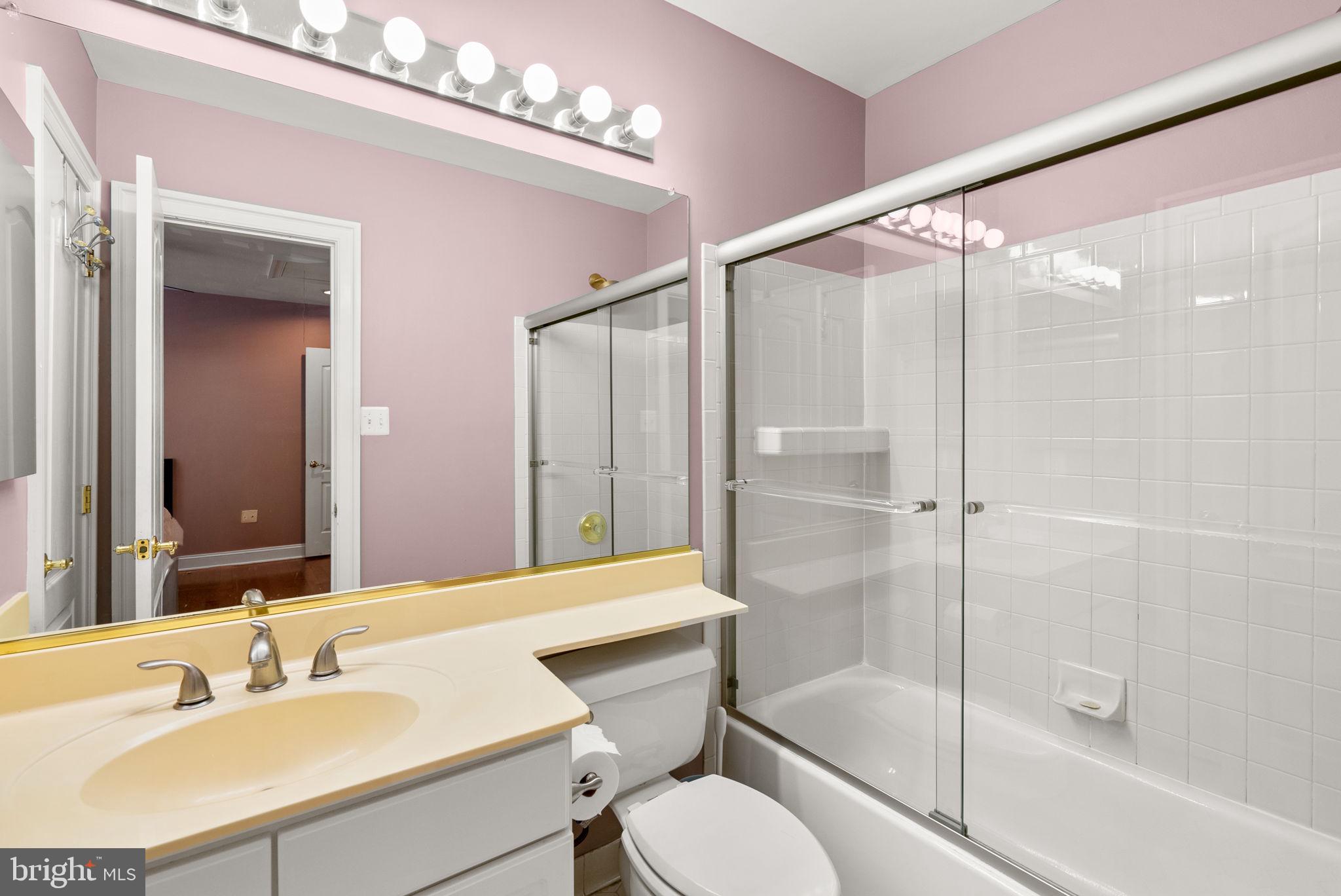 WILLOWS OF POTOMAC - Residential