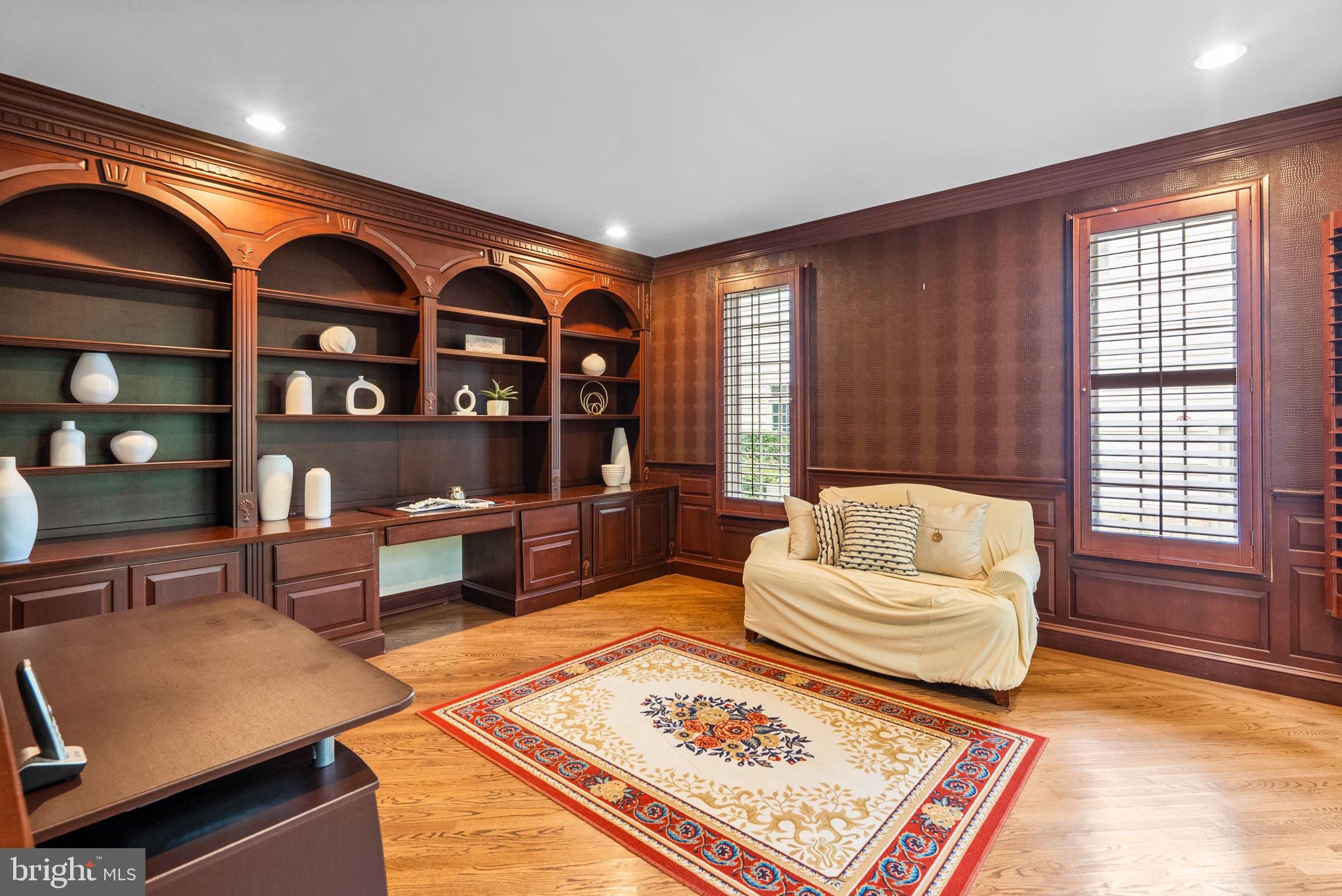 WILLOWS OF POTOMAC - Residential