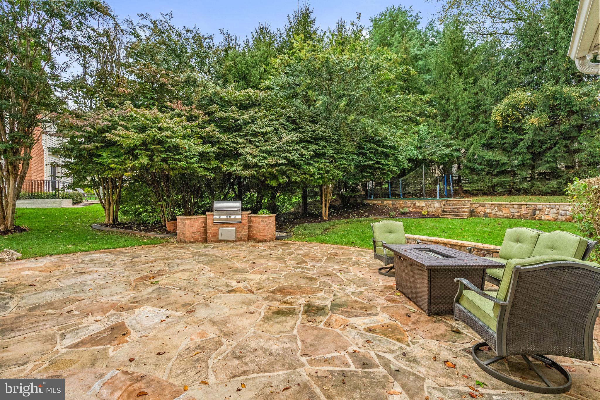 WILLOWS OF POTOMAC - Residential