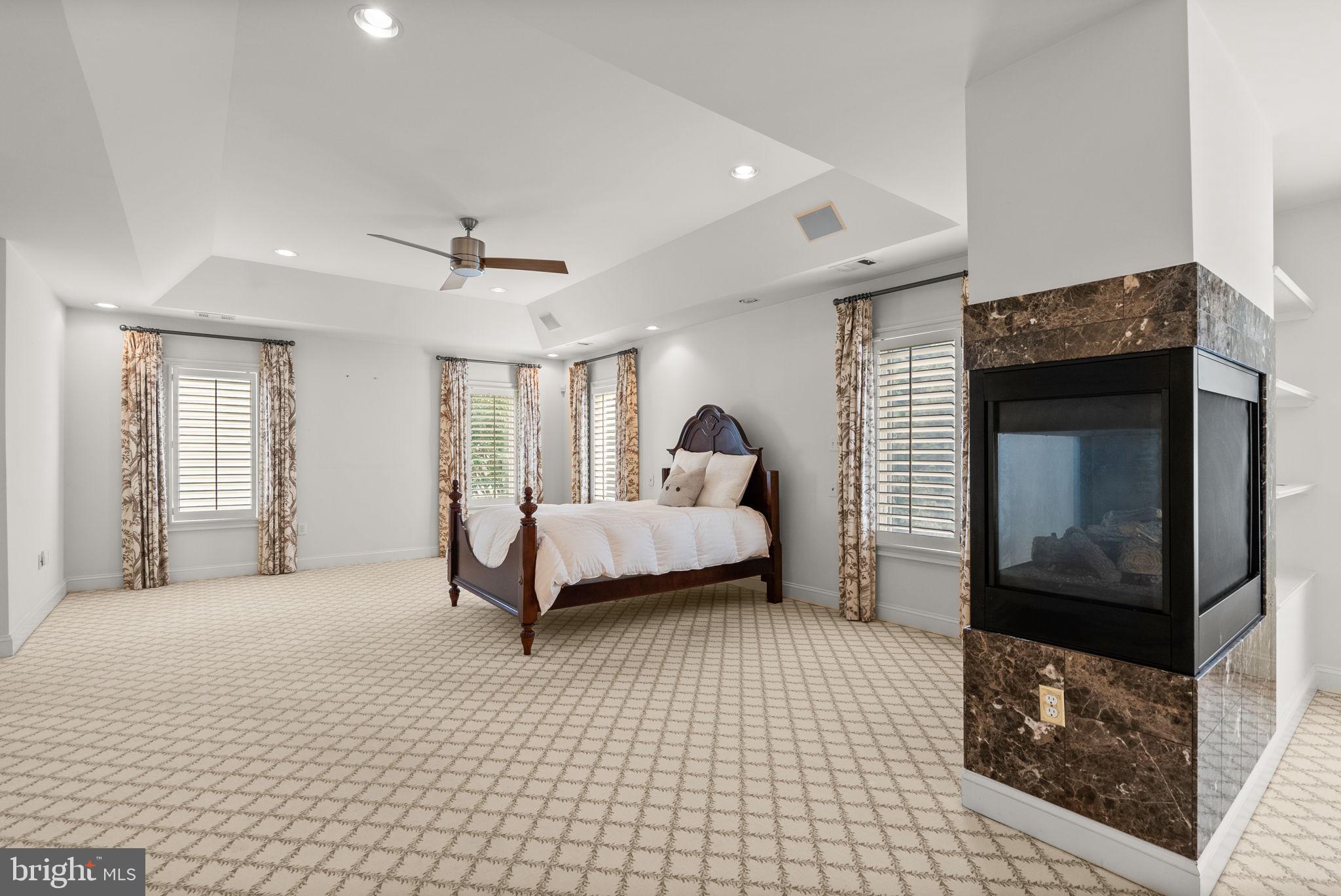 WILLOWS OF POTOMAC - Residential